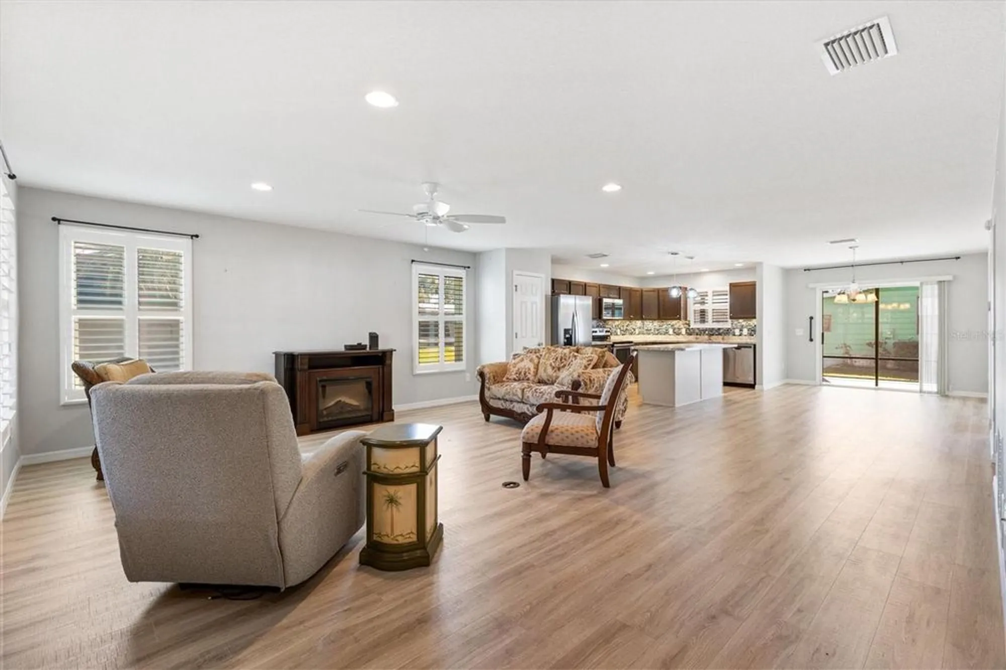 Property Slideshow image 4 of 37 | 706 jason dr, Lady Lake, FL, 32159