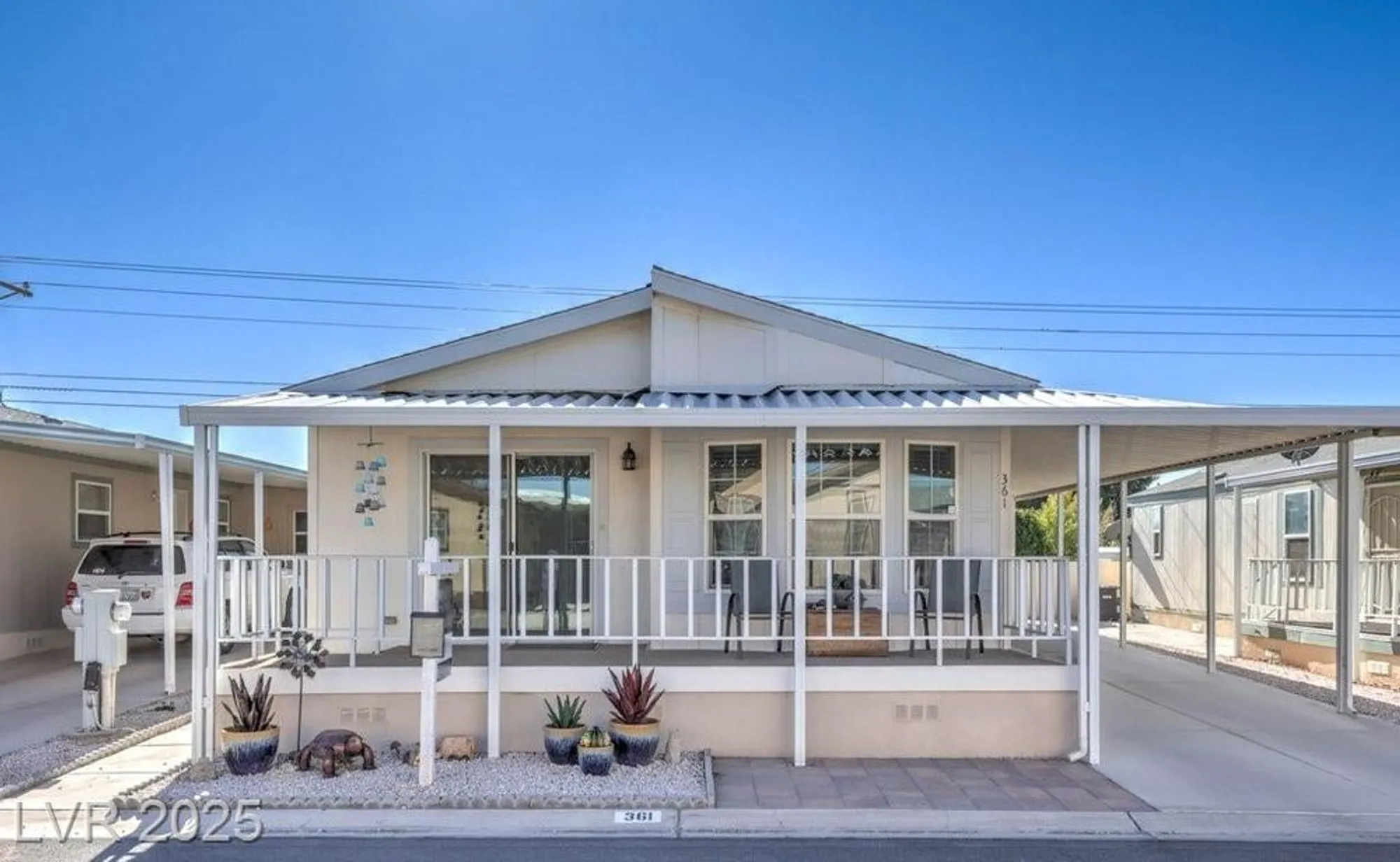 Property Slideshow image 8 of 41 | 361 montecito dr, Pahrump, NV, 89048