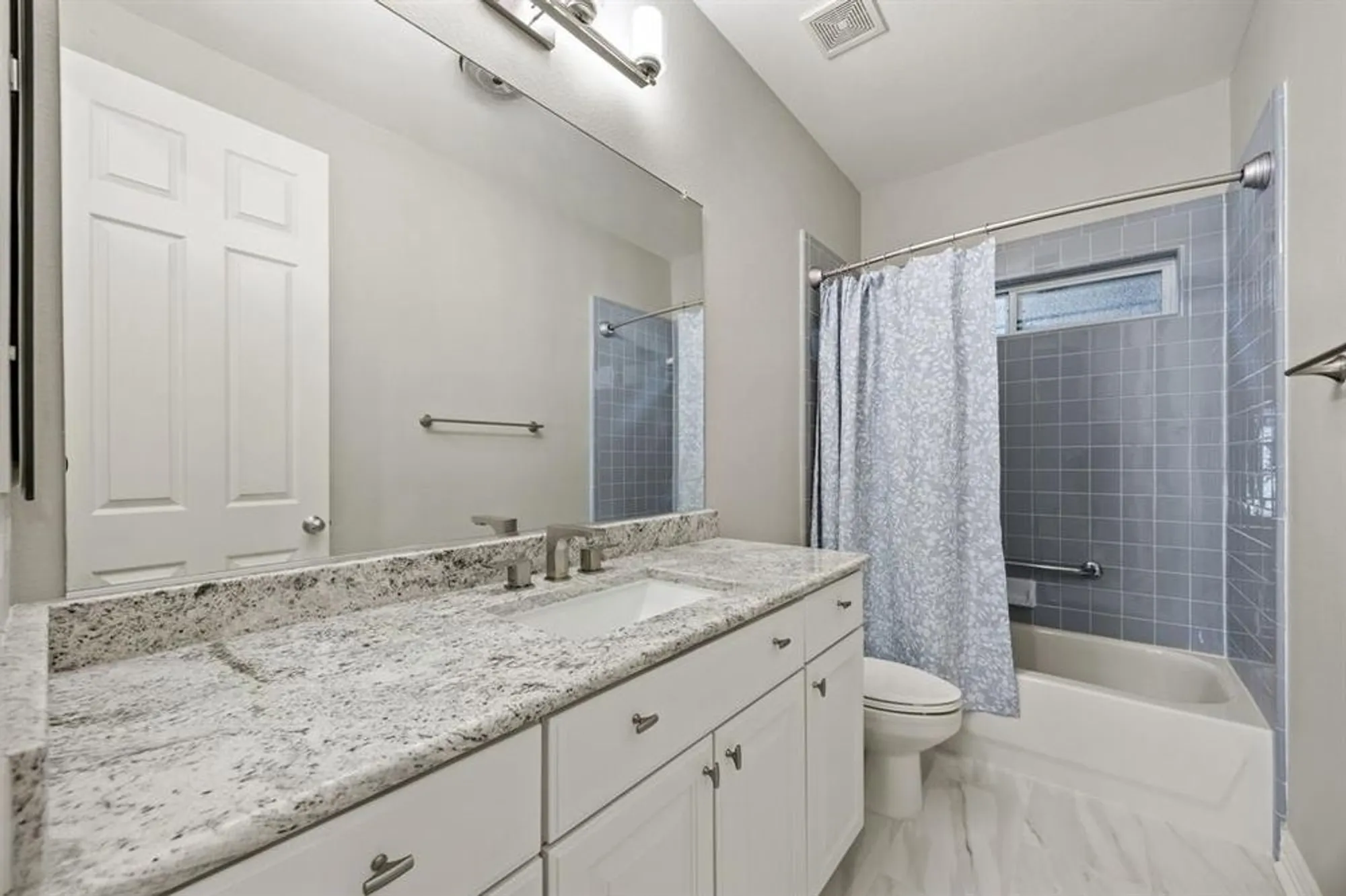 Property Slideshow image 21 of 30 | 10409 countryside dr, Denton, TX, 76207