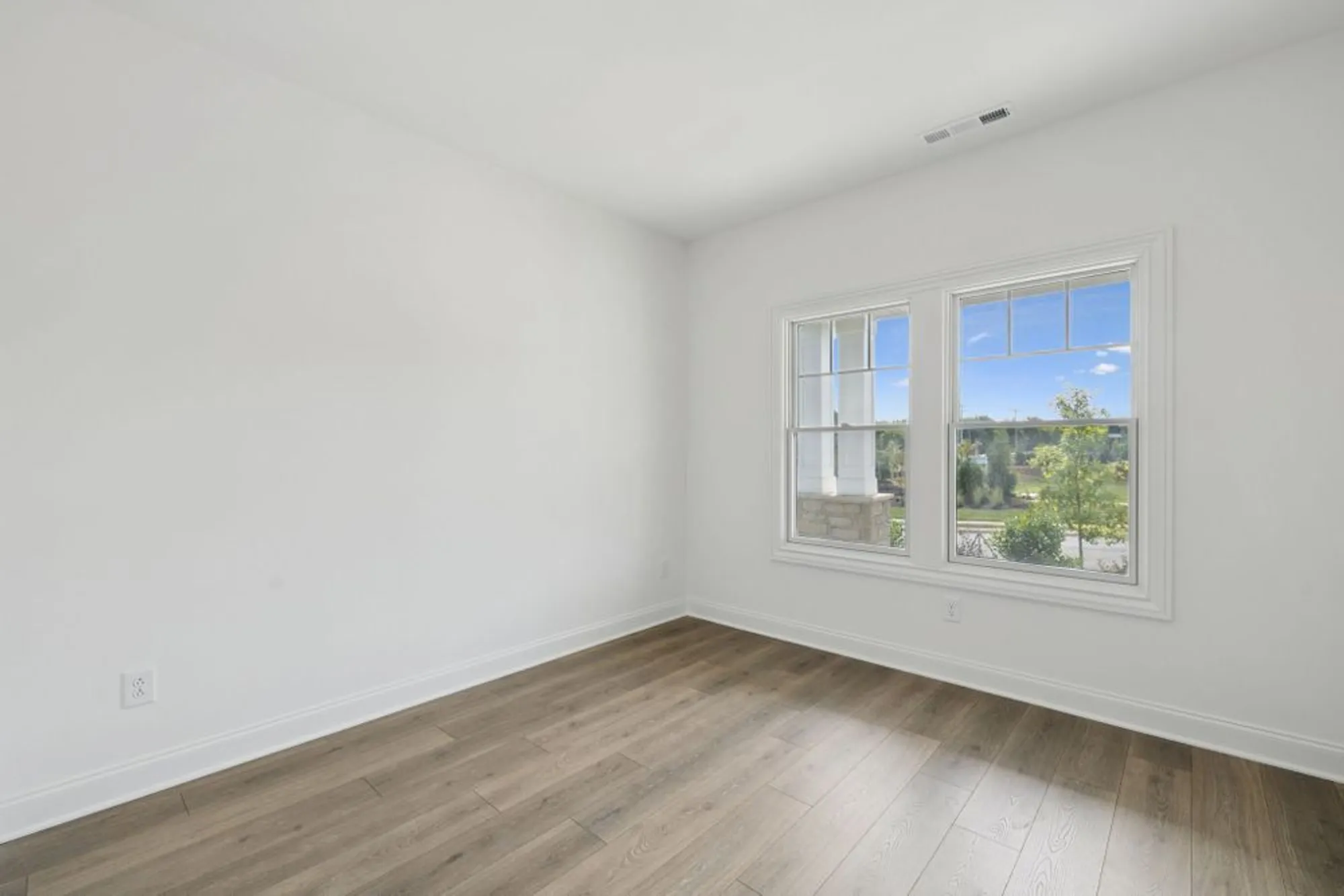 Property Slideshow image 54 of 69 | 504 restoration dr, Smyrna, TN, 37167