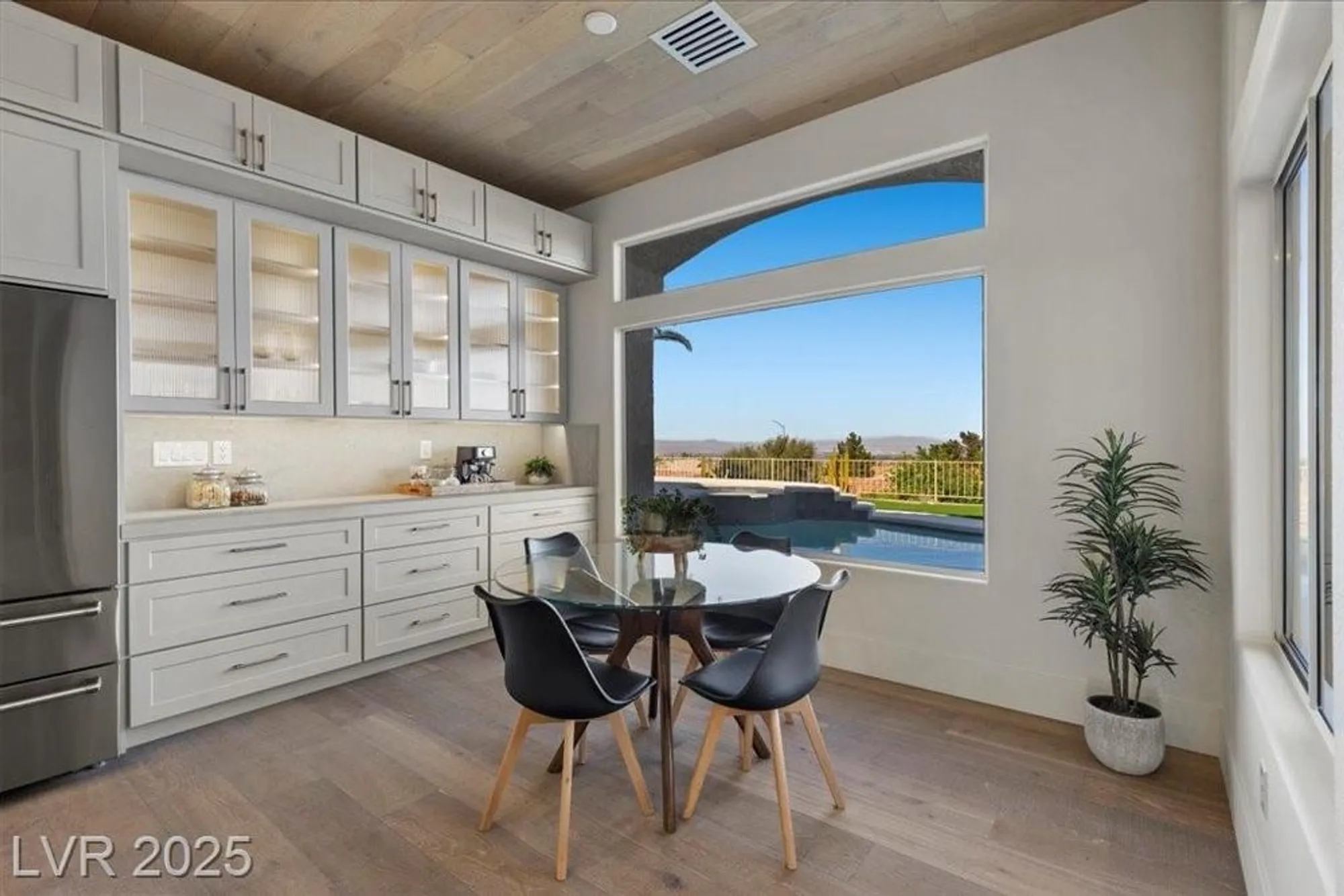 Property Slideshow image 29 of 78 | 2508 faiss dr, Las Vegas, NV, 89134