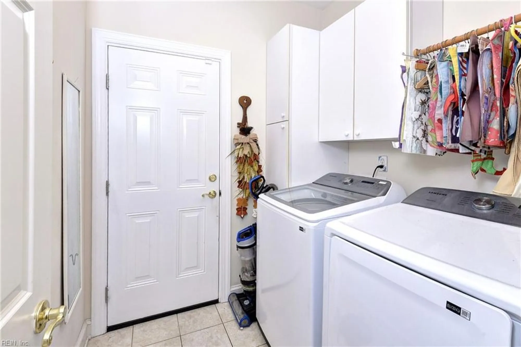 Property Slideshow image 17 of 47 | 108 aberdeen, Williamsburg, VA, 23188