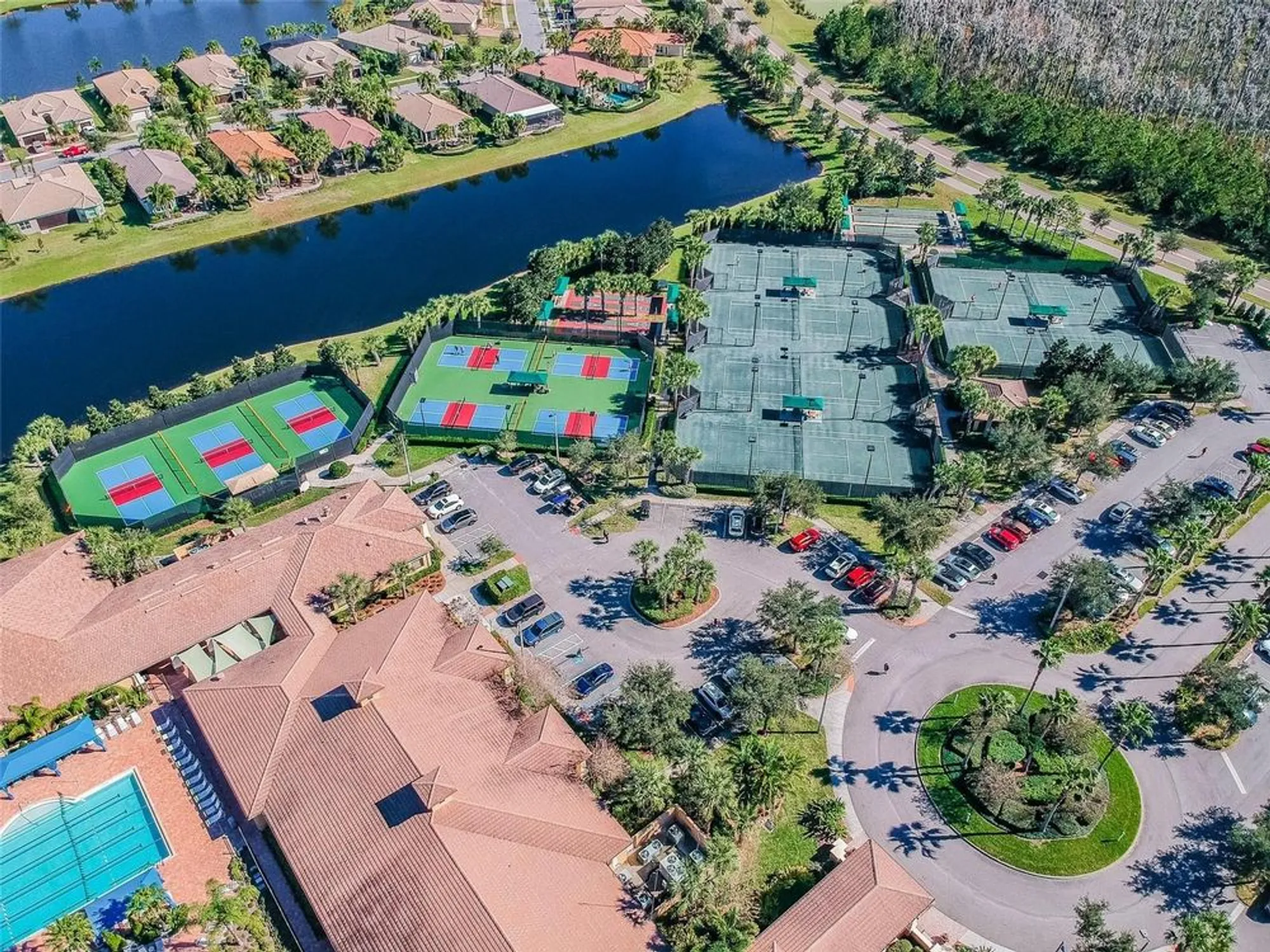 Property Slideshow image 69 of 100 | 16101 cape coral dr, Wimauma, FL, 33598