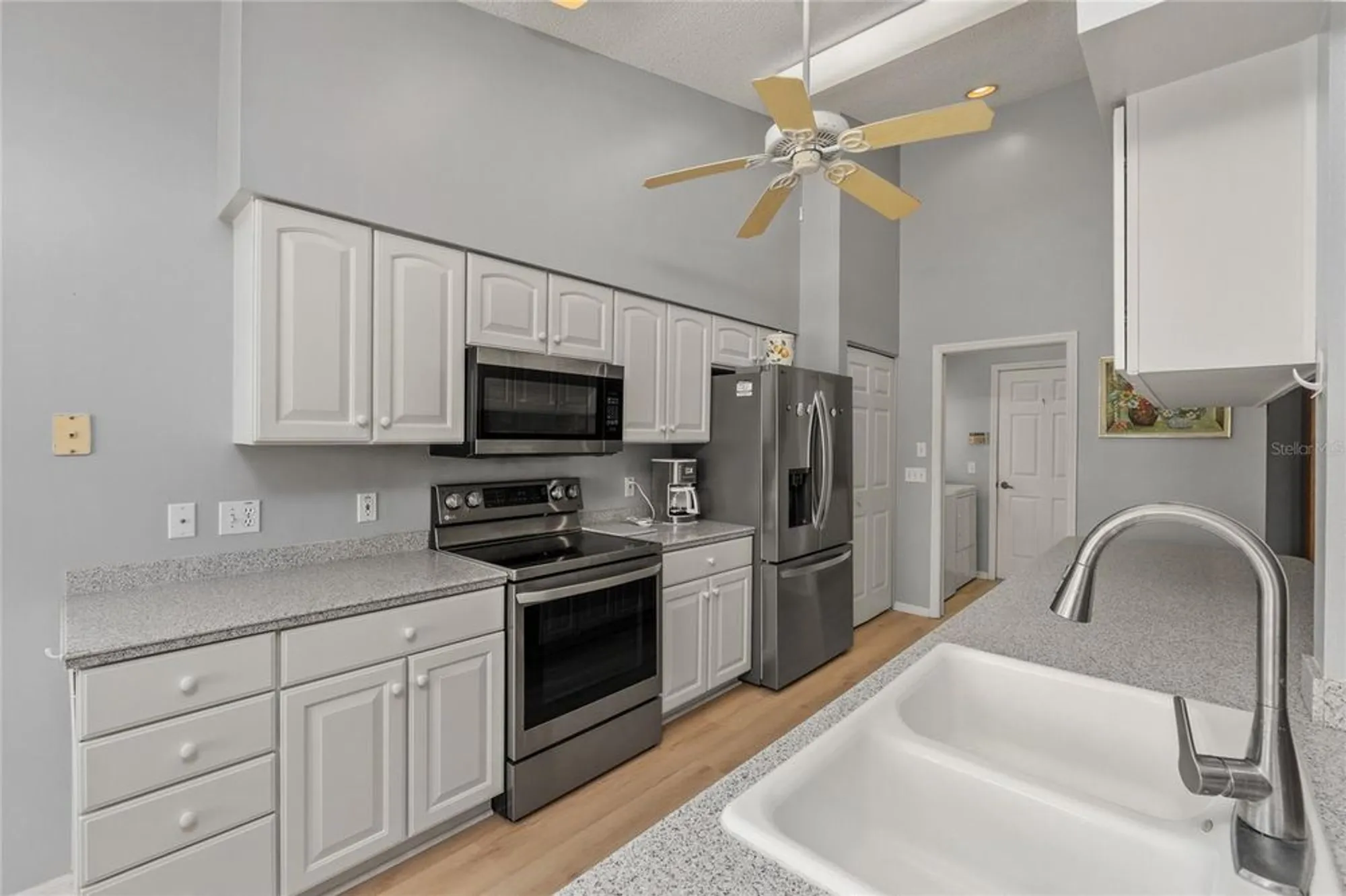 Property Slideshow image 15 of 46 | 1208 flora vista st, Trinity, FL, 34655