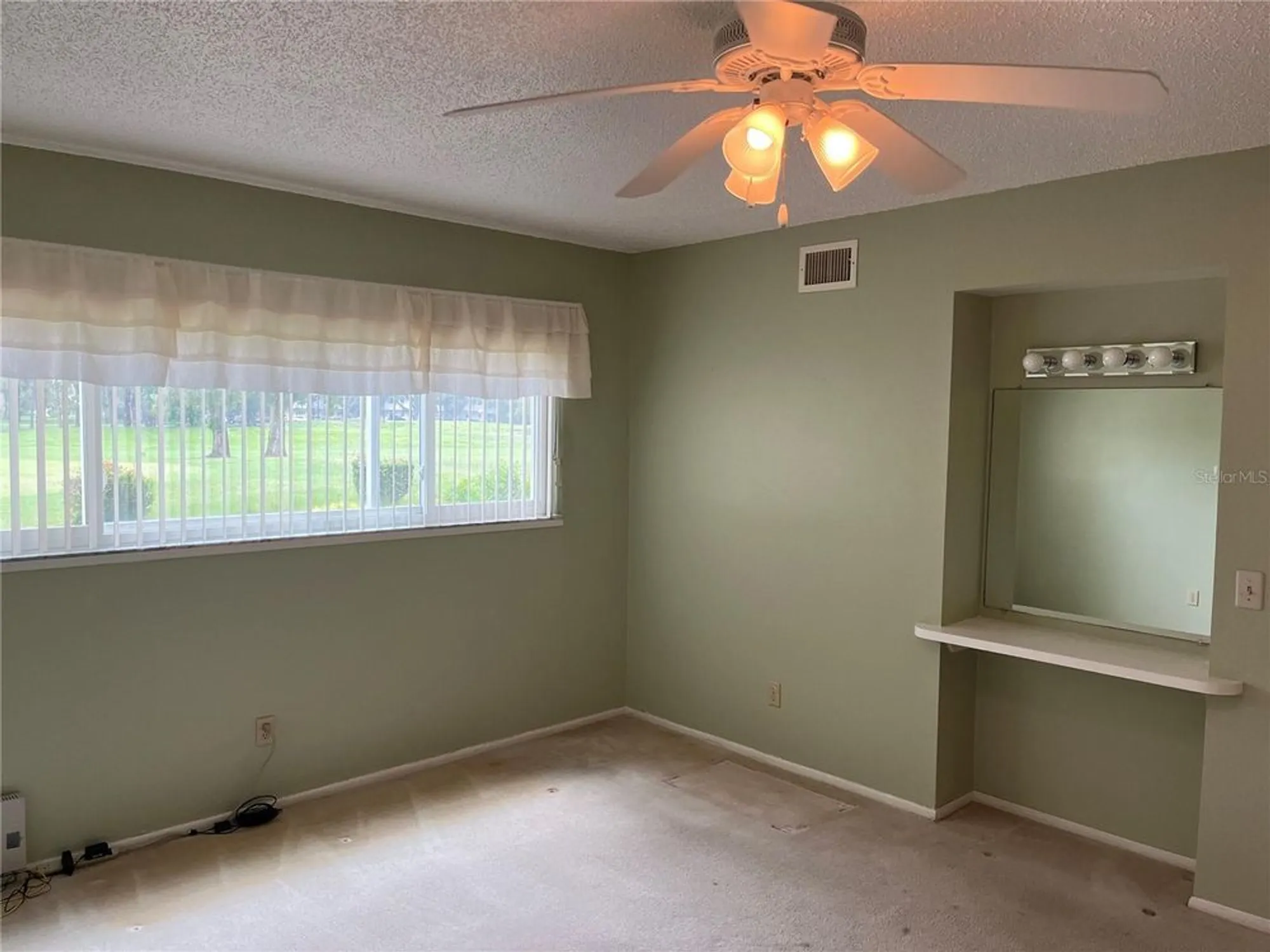 Property Slideshow image 24 of 53 | 2410 franciscan dr 18, Clearwater, FL, 33763