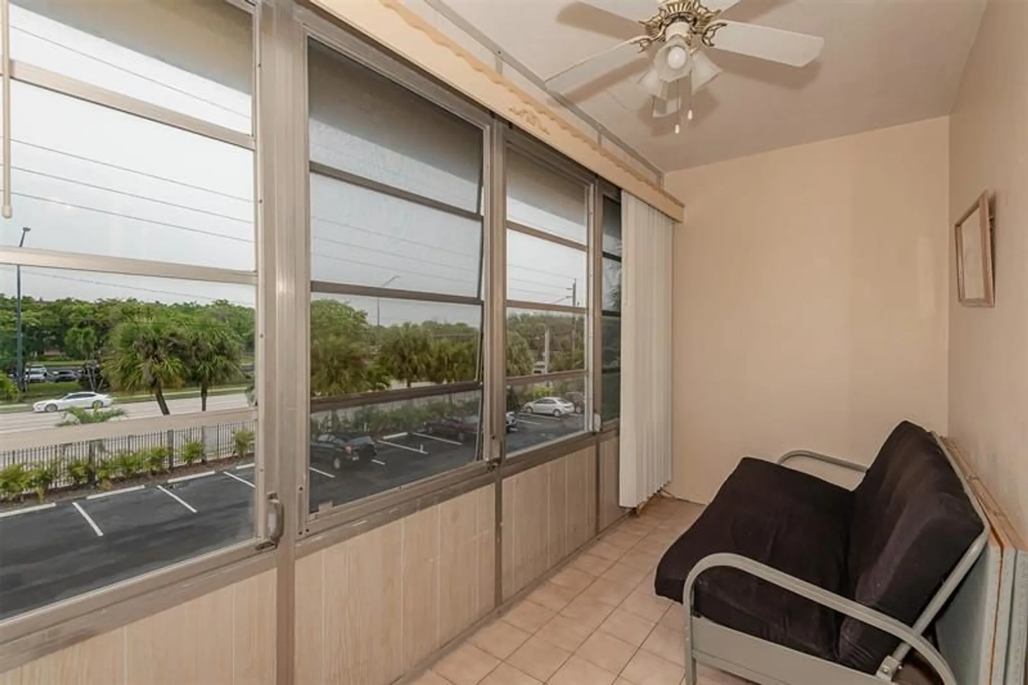 Property Slideshow image 24 of 36 | 3071 nw 47th ter 317, Lauderdale Lakes, FL, 33313