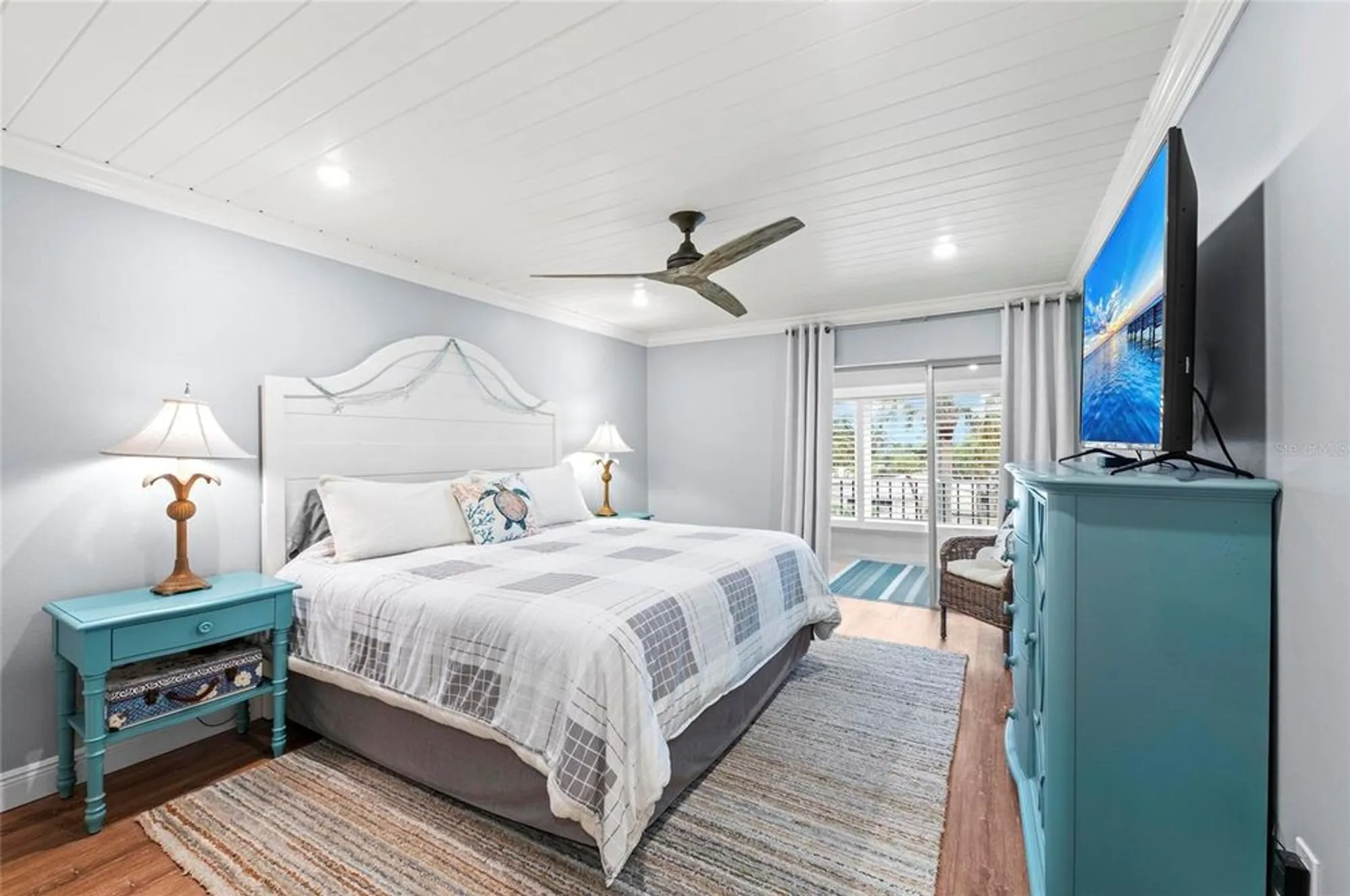 Property Slideshow image 24 of 55 | 101 whispering sands dr apt 307, Sarasota, FL, 34242