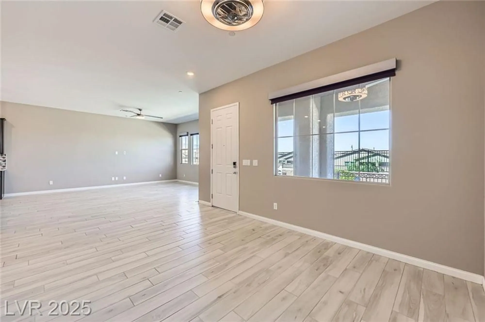 Property Slideshow image 18 of 53 | 738 purple knoll walk, Henderson, NV, 89011