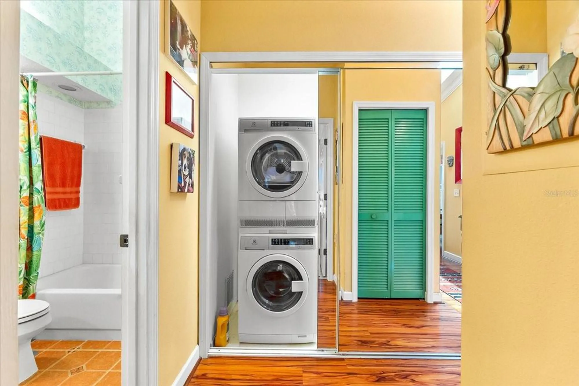 Property Slideshow image 42 of 69 | 1312 perico point cir, Bradenton, FL, 34209