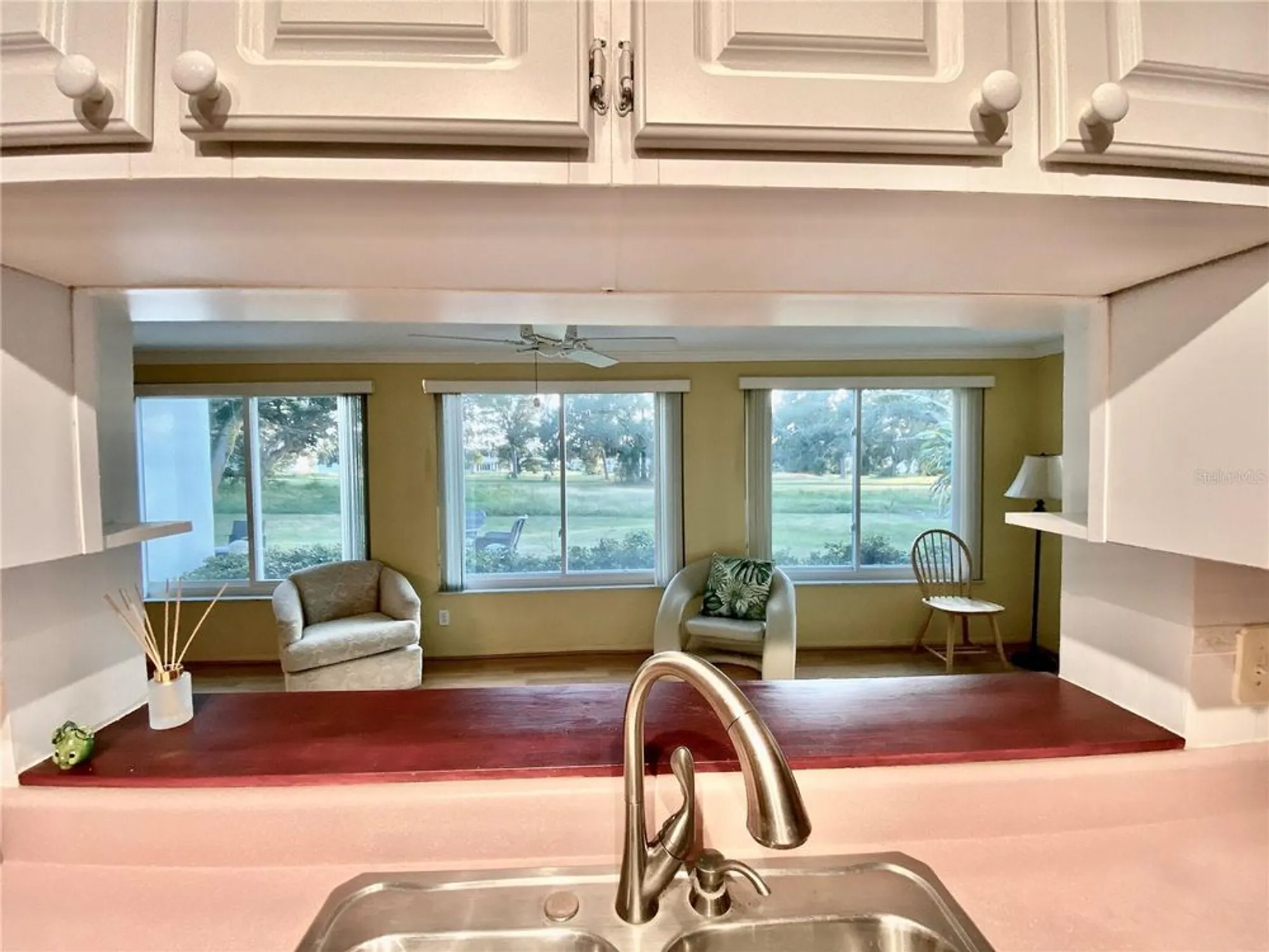 Property Slideshow image 23 of 71 | 9082 141st st, Seminole, FL, 33776
