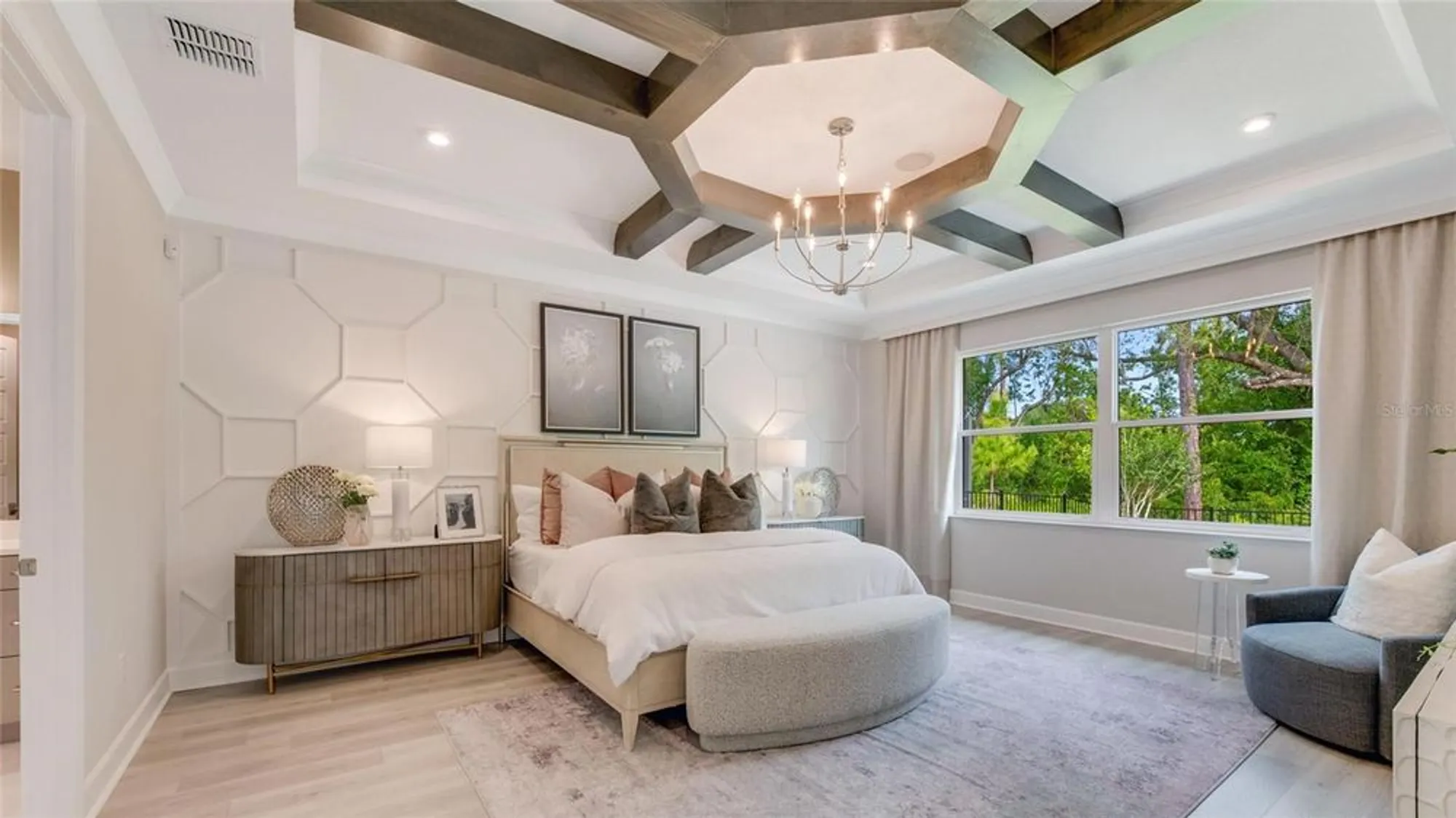 Property Slideshow image 16 of 30 | 1322 savoy ln, Deland, FL, 32724