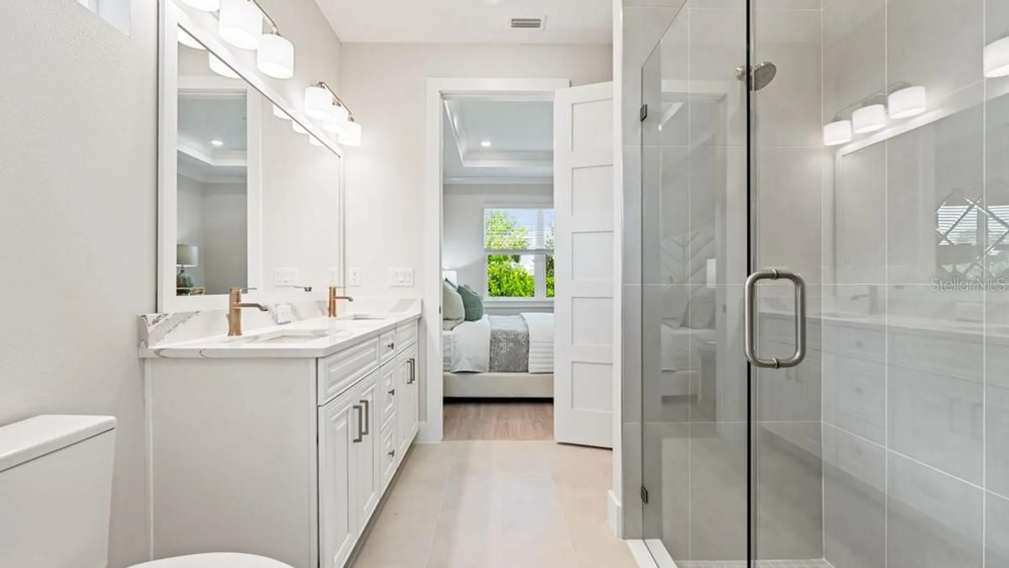 Property Slideshow image 26 of 62 | 4070 santa caterina blvd # 101, Bradenton, FL, 34211