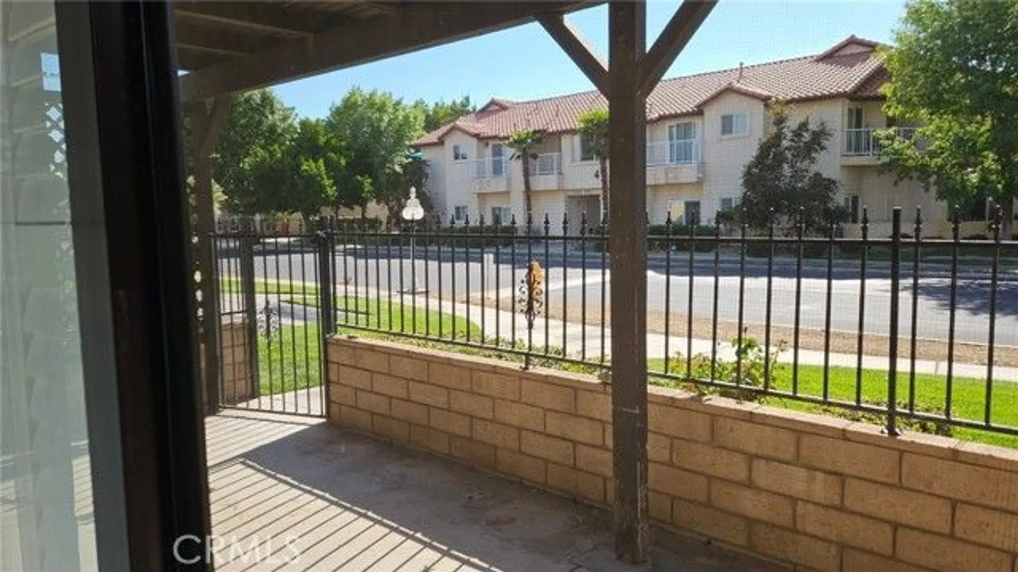 Property Slideshow image 21 of 23 | 11620 locust ln, Apple Valley, CA, 92308