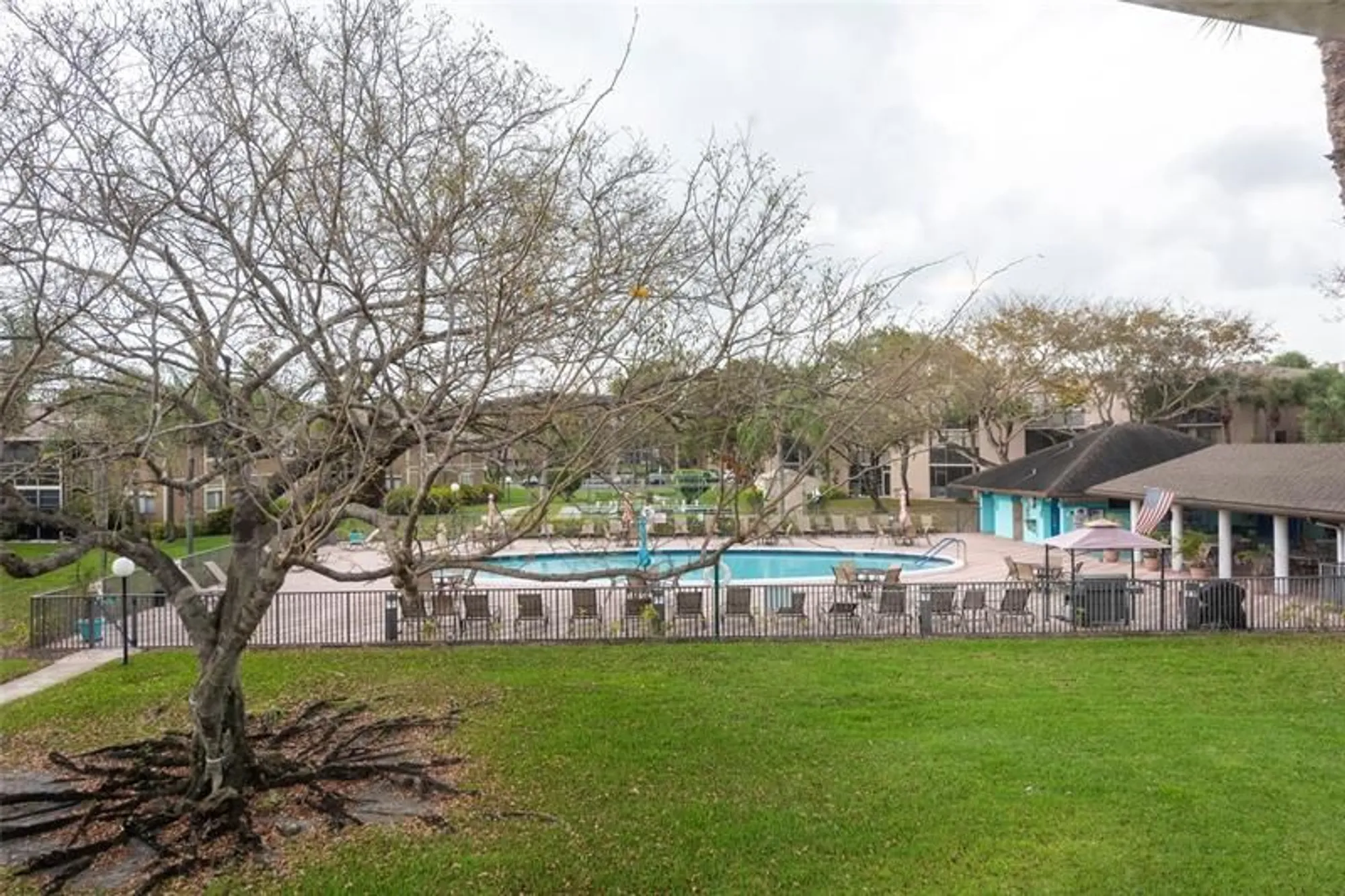 Property Slideshow image 17 of 20 | 7827 ashmont cir 208, Tamarac, FL, 33321