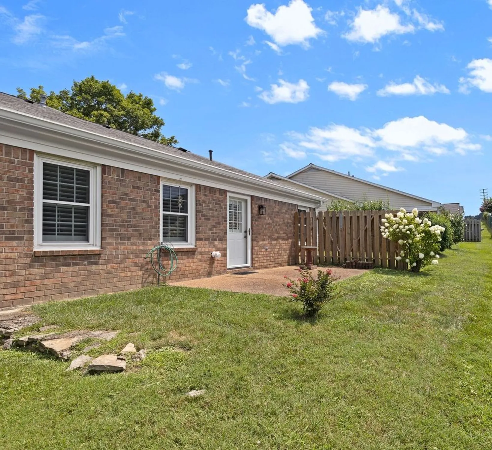 Property Slideshow image 27 of 33 | 814 marquette dr, Nashville, TN, 37205