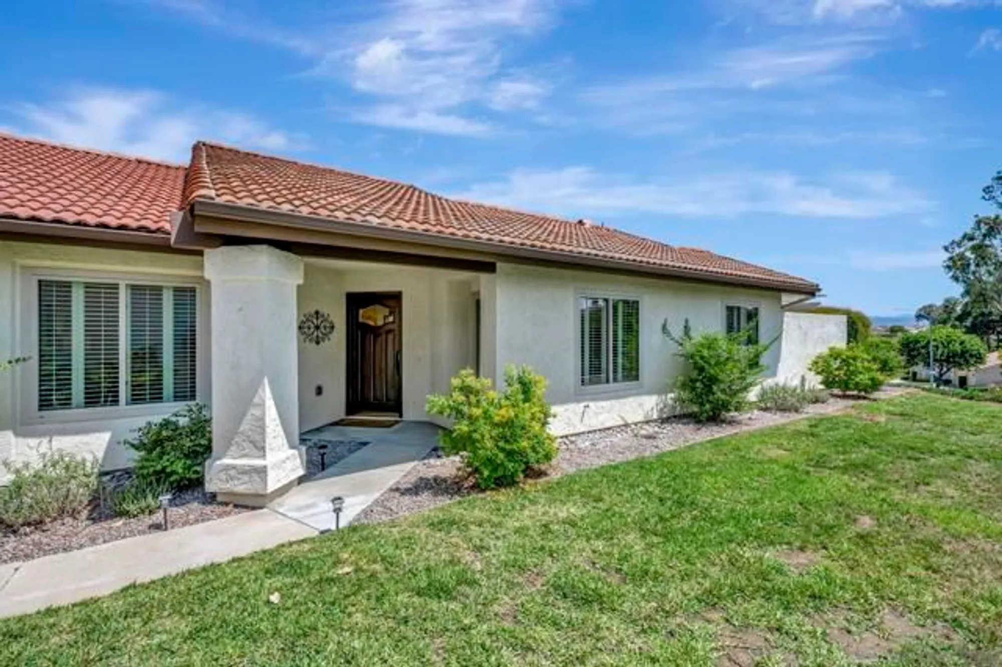 Property Slideshow image 5 of 49 | 12880 circulo dardo, San Diego, CA, 92128