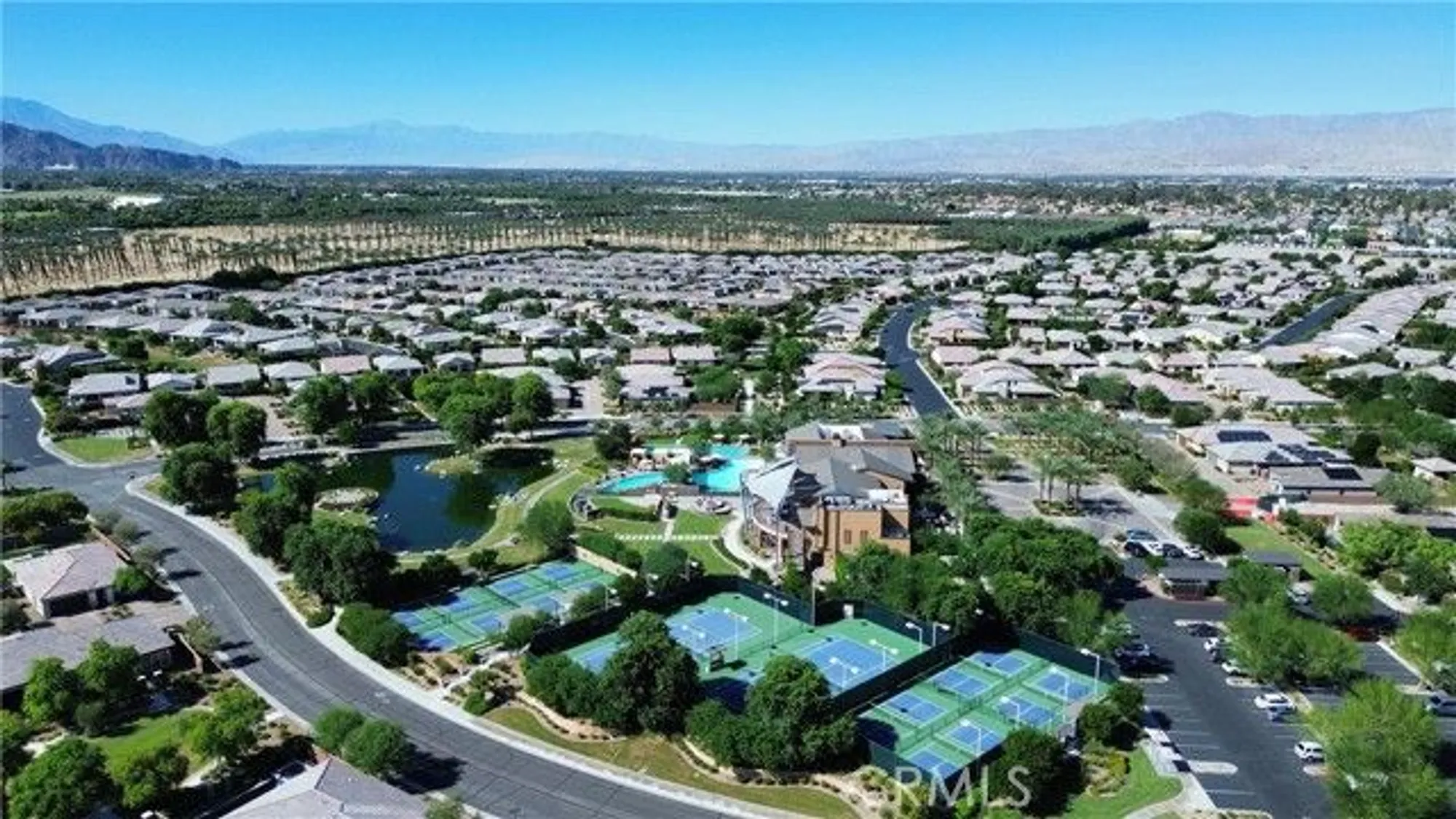 Property Slideshow image 35 of 36 | 82663 rosewood dr, Indio, CA, 92201