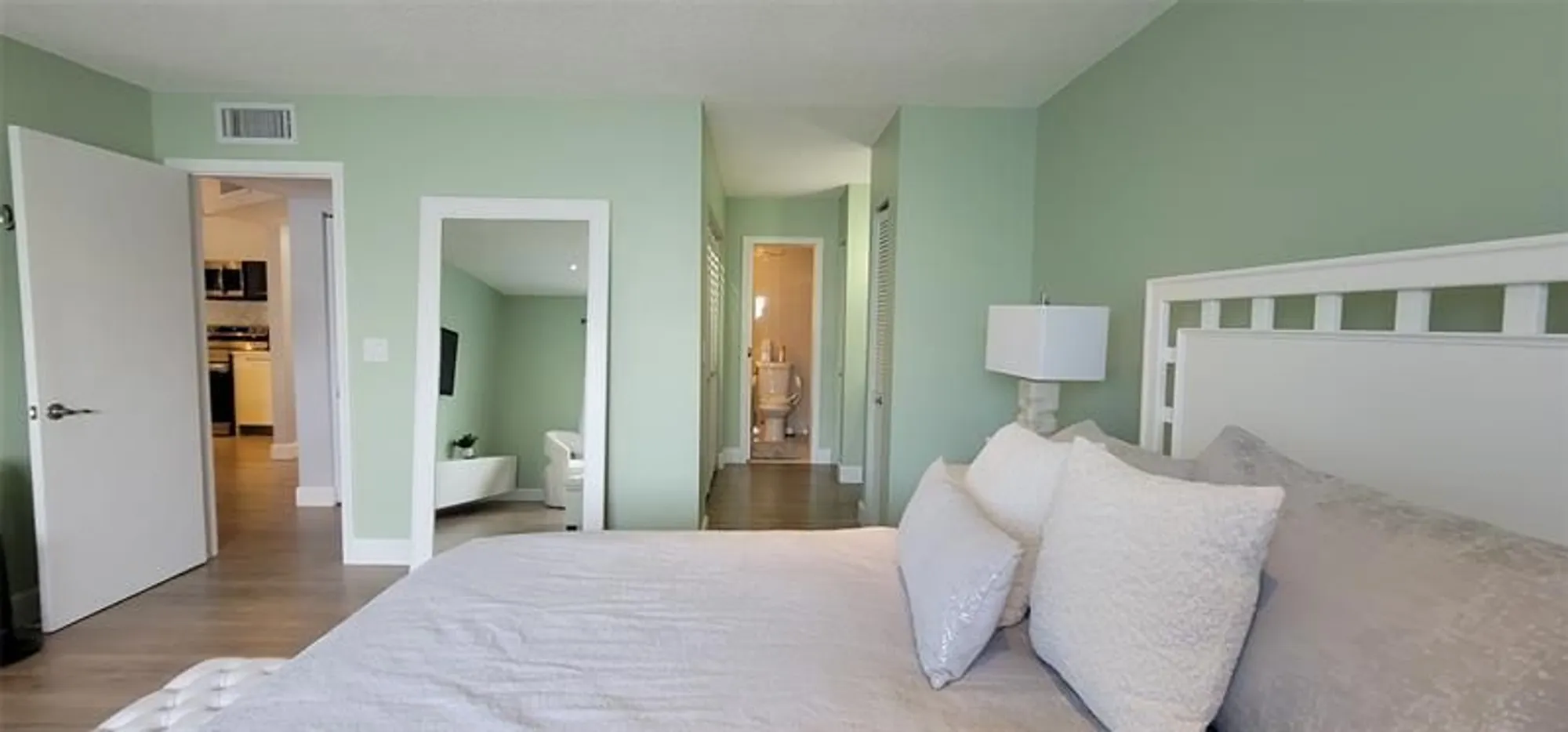 Property Slideshow image 31 of 43 | 4751 nw 21st st 112, Lauderhill, FL, 33313