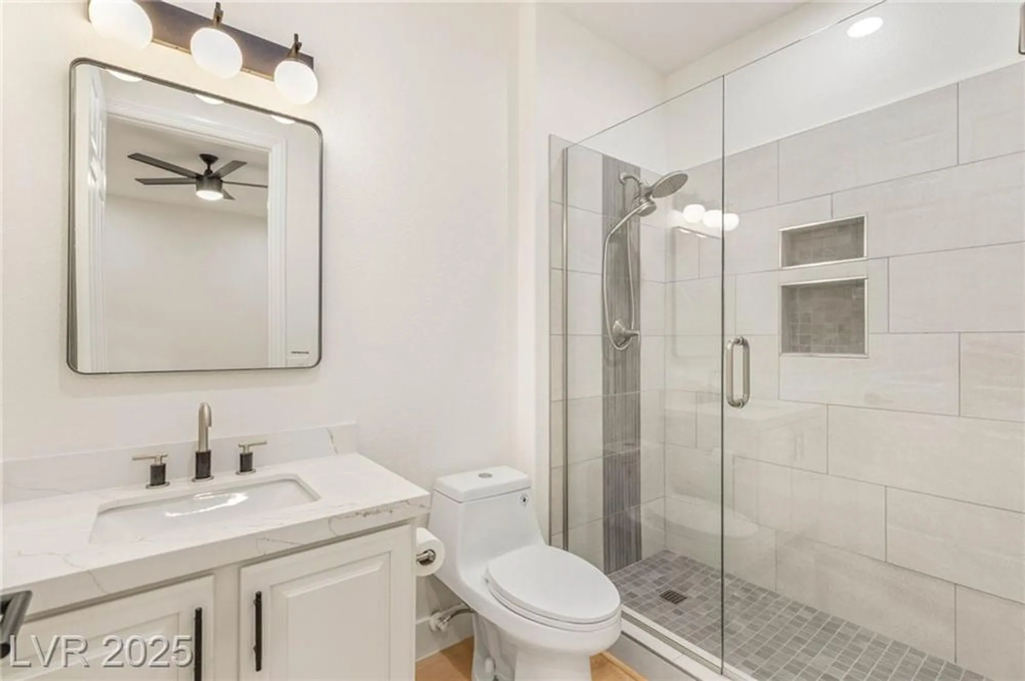 Property Slideshow image 39 of 66 | 4754 riva de romanza st, Las Vegas, NV, 89135