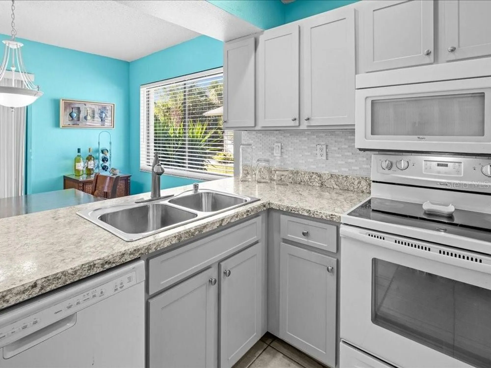 Property Slideshow image 16 of 45 | 115 park forest blvd, Englewood, FL, 34223