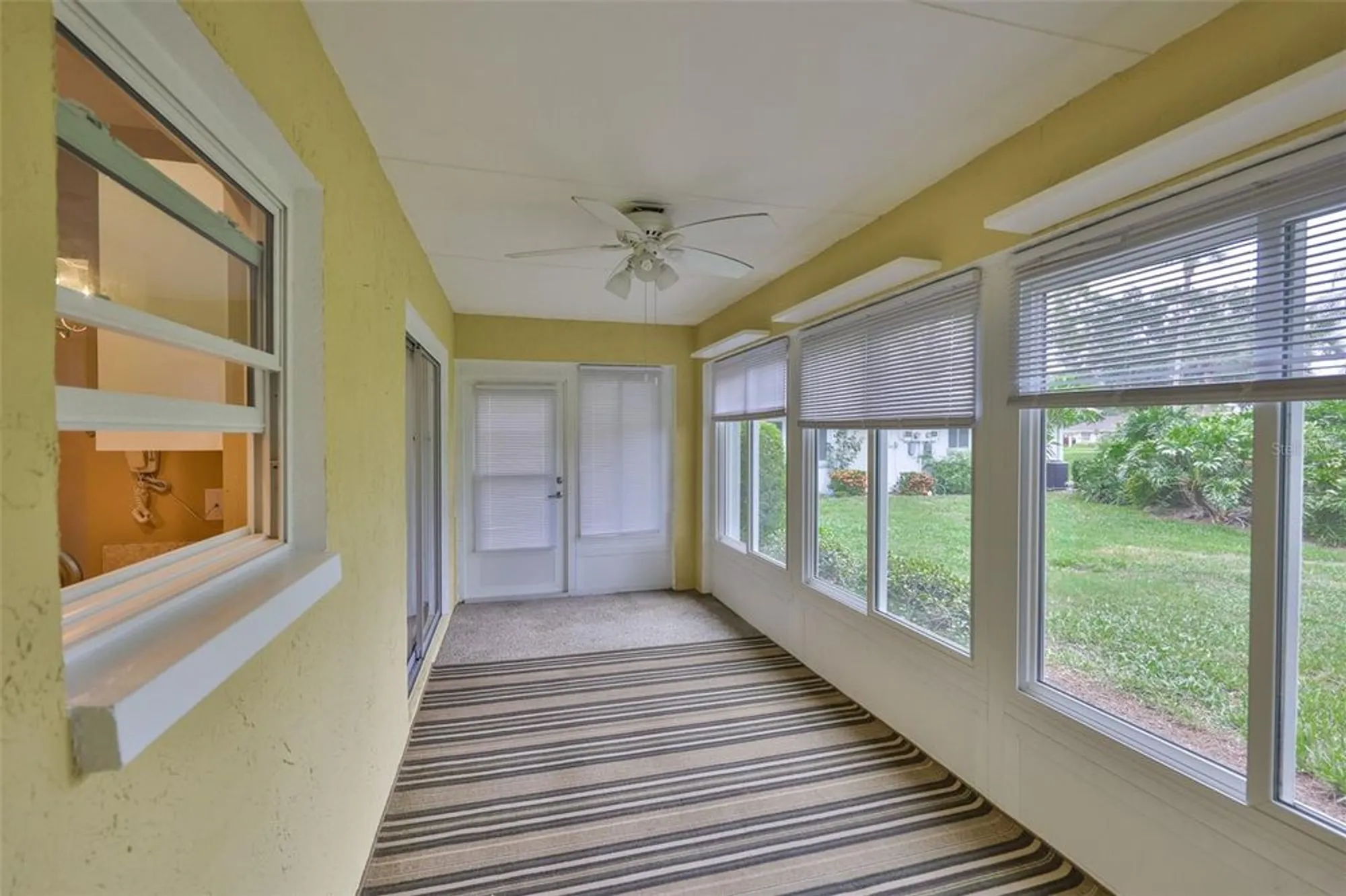 Property Slideshow image 27 of 36 | 2206 horsham pl, Sun City Center, FL, 33573