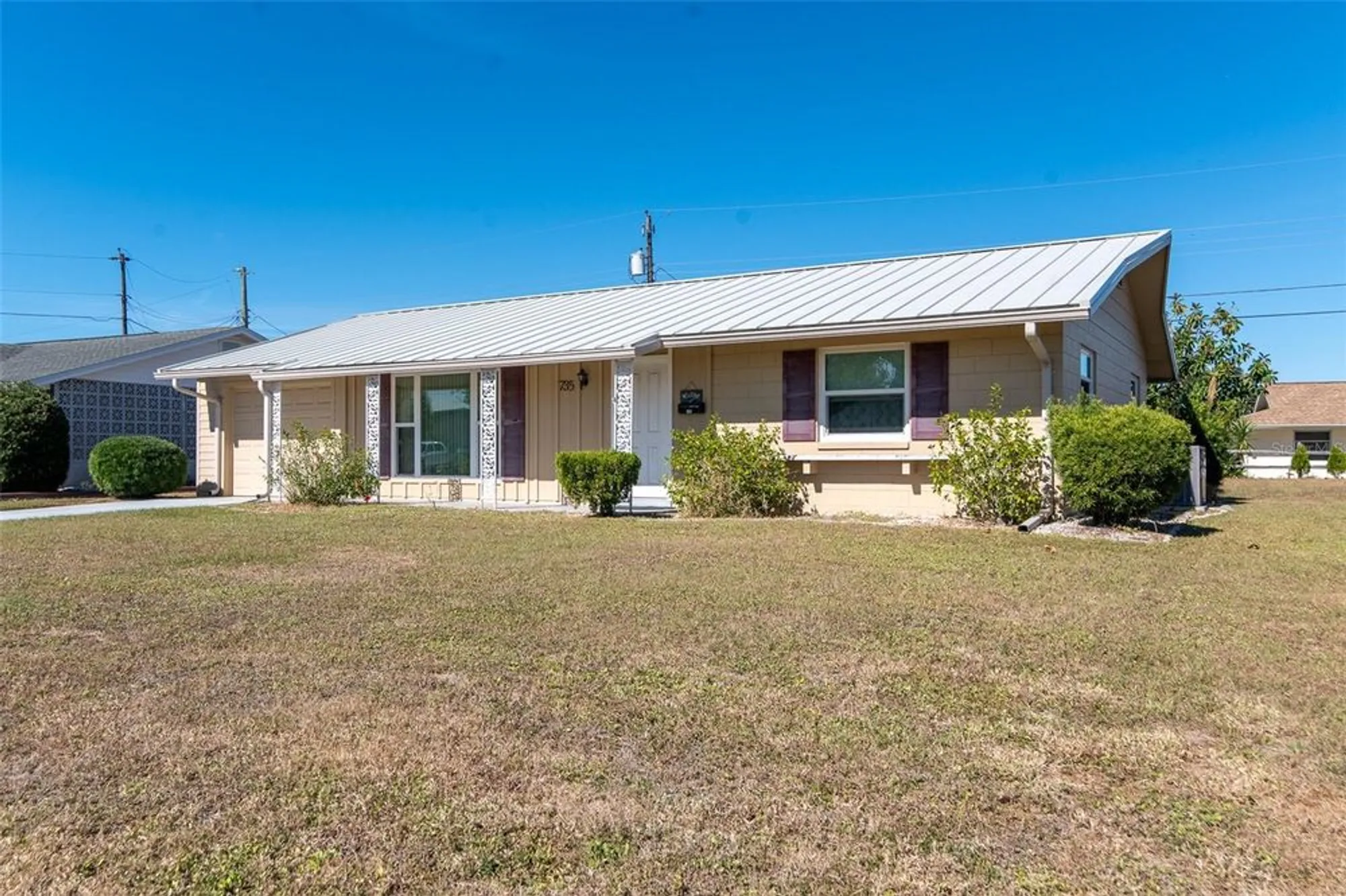 Property Slideshow image 3 of 53 | 735 torrey pines ave, Sun City Center, FL, 33573