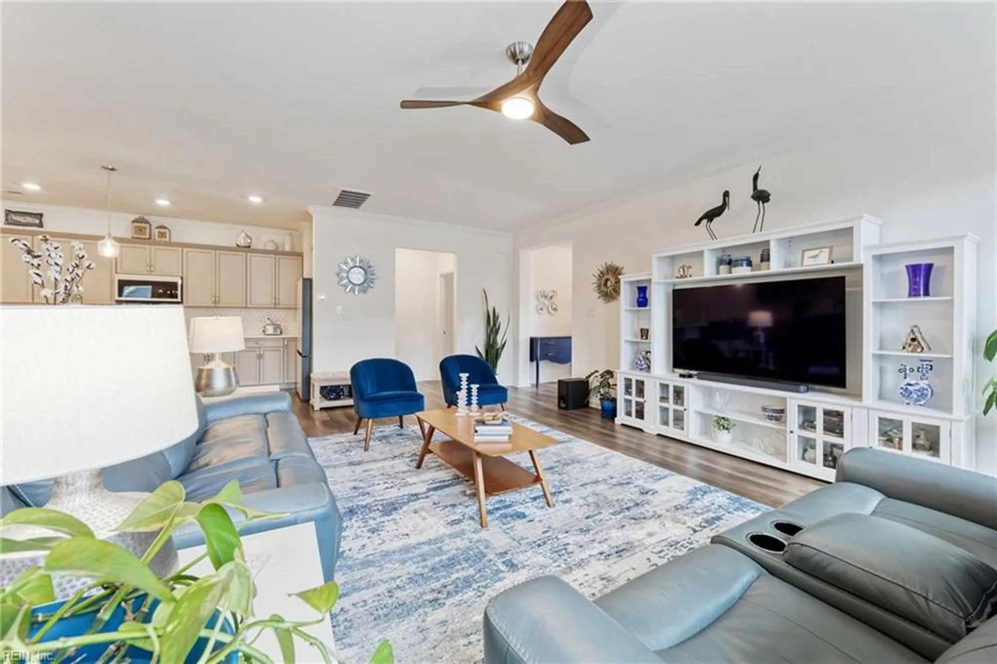 Property Slideshow image 15 of 47 | 204 cathedral st, Smithfield, VA, 23430