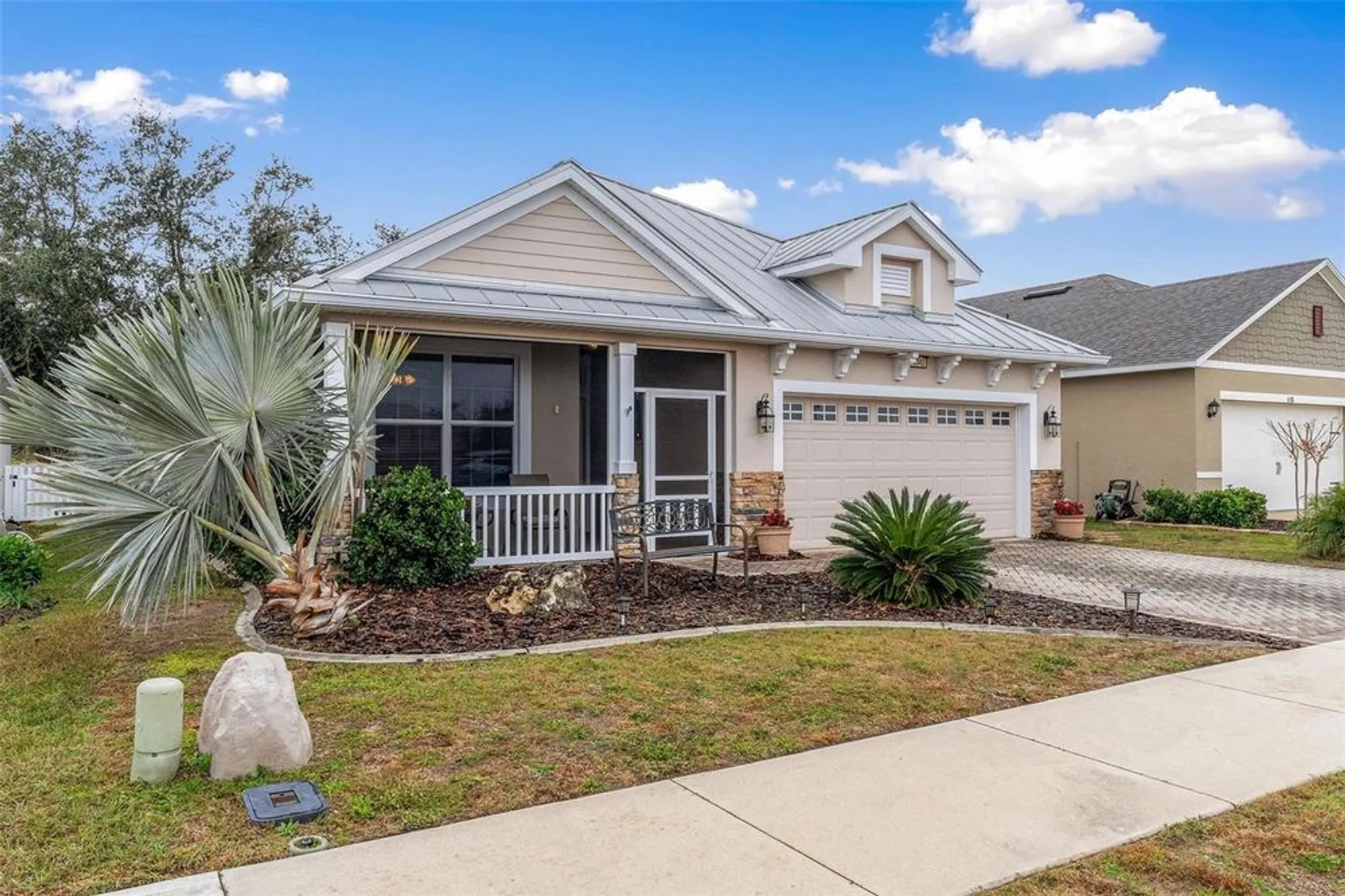 Property Slideshow image 3 of 44 | 6342 sanders grove cir, Okahumpka, FL, 34762