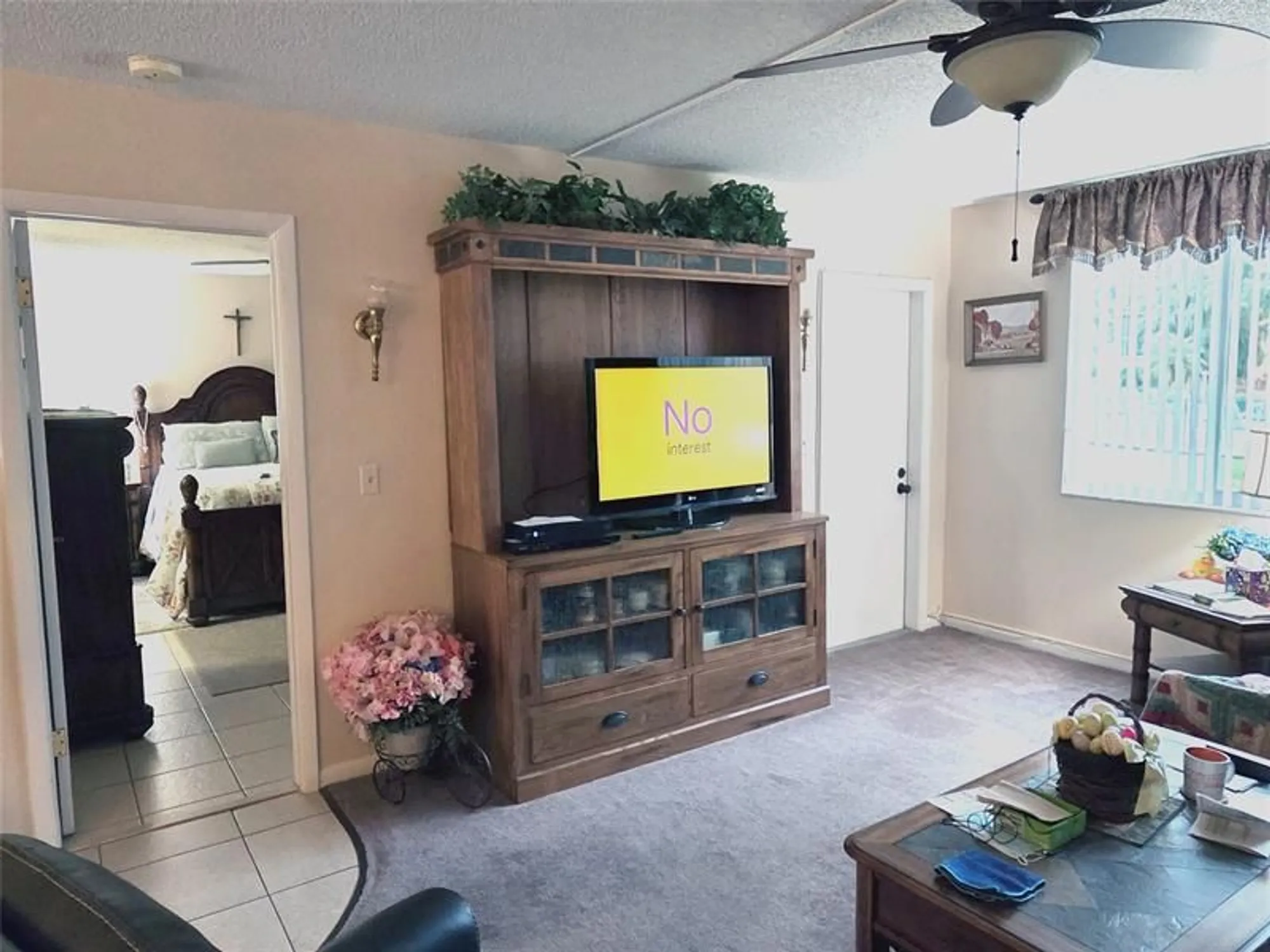 Property Slideshow image 4 of 21 | 6700 royal palm blvd 102d, Margate, FL, 33063