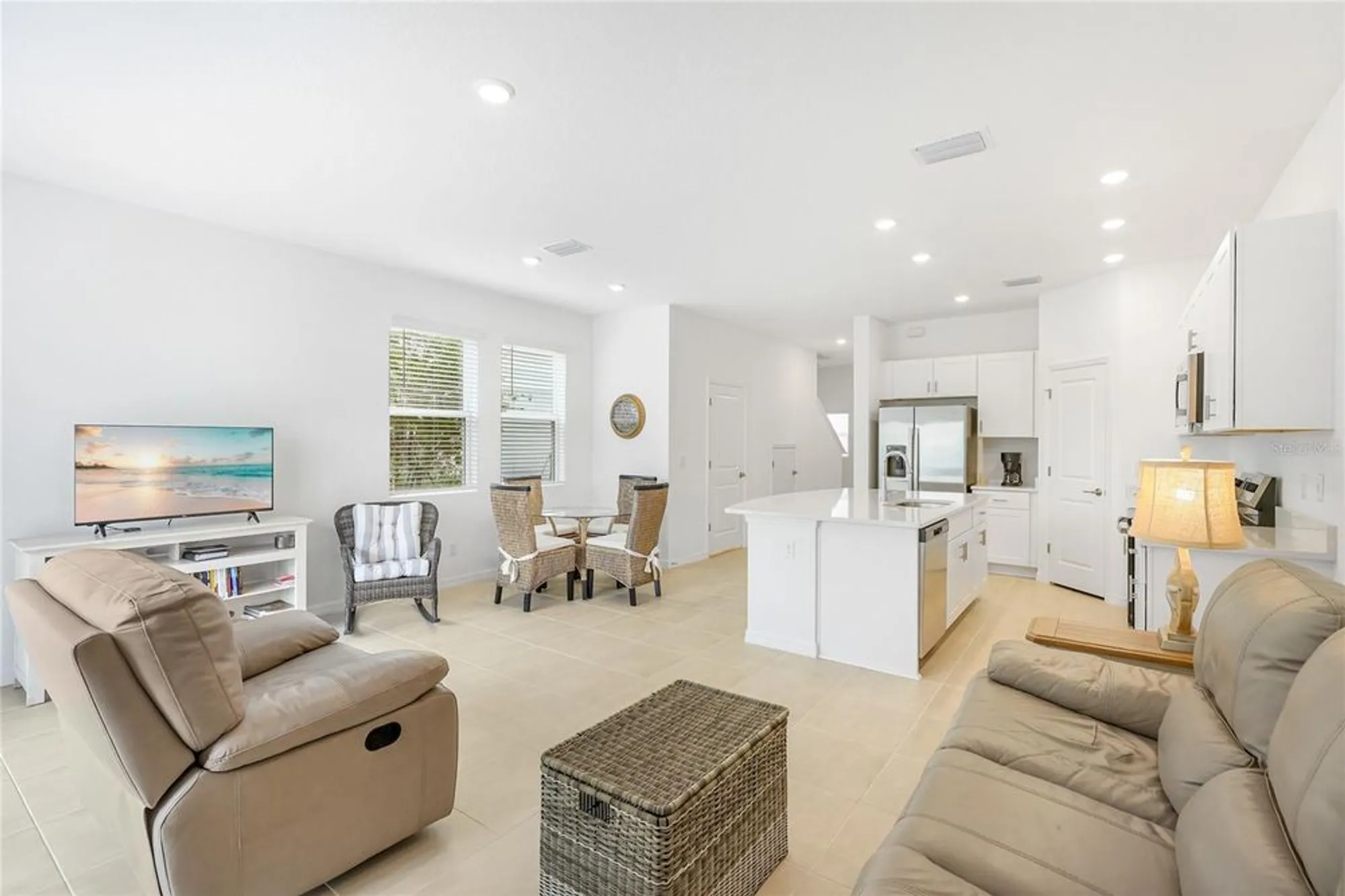 Property Slideshow image 9 of 26 | 3039 novara ln, Bradenton, FL, 34211