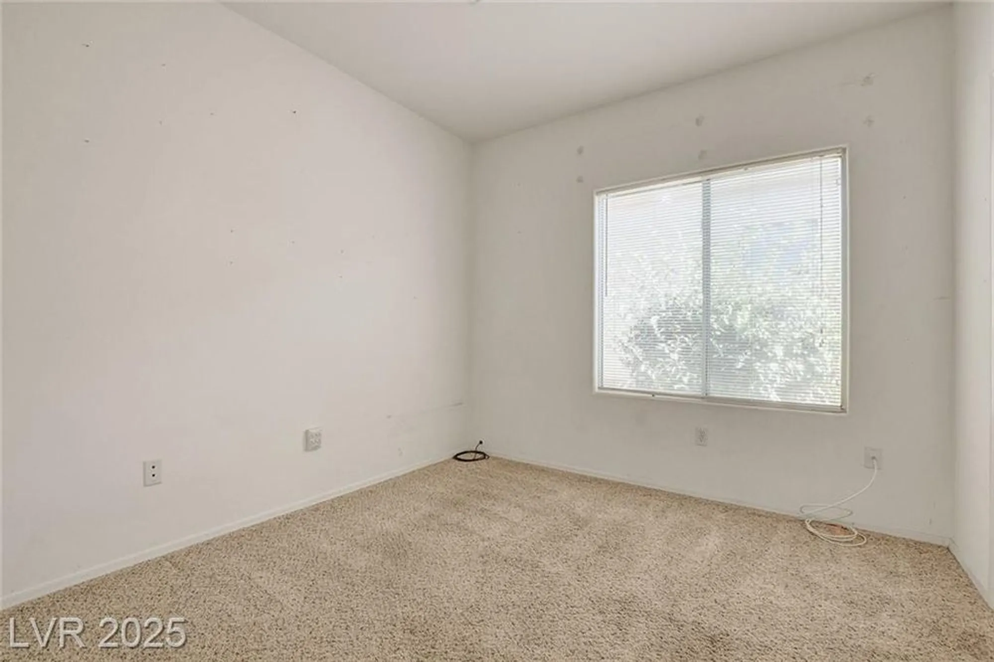 Property Slideshow image 25 of 45 | 2839 sapphire desert dr, Henderson, NV, 89052