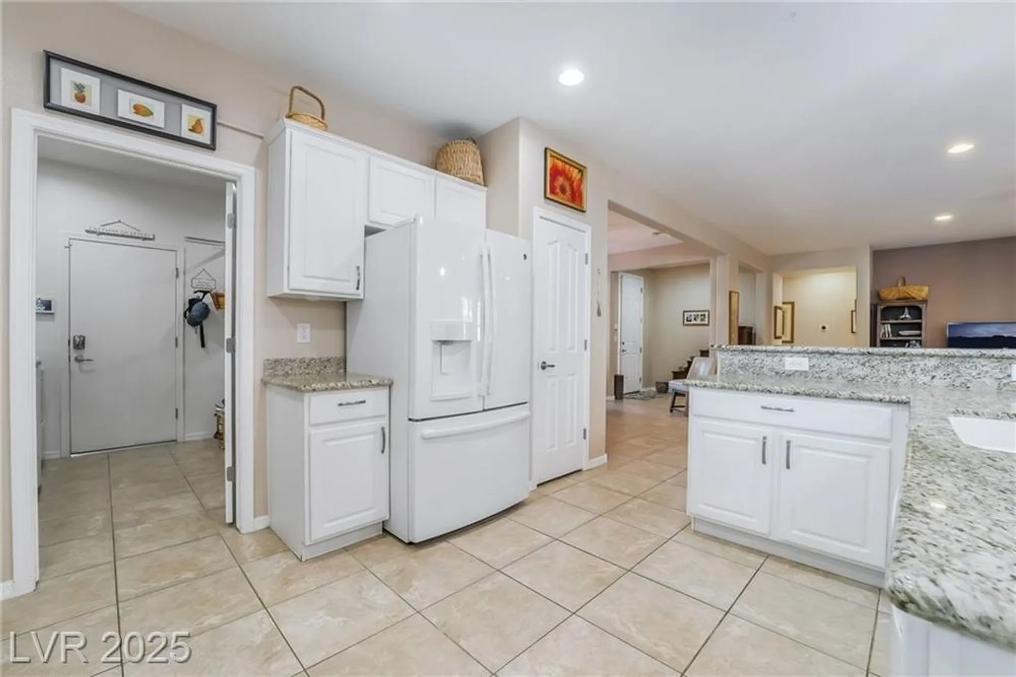 Property Slideshow image 25 of 40 | 2318 black river falls dr, Henderson, NV, 89044