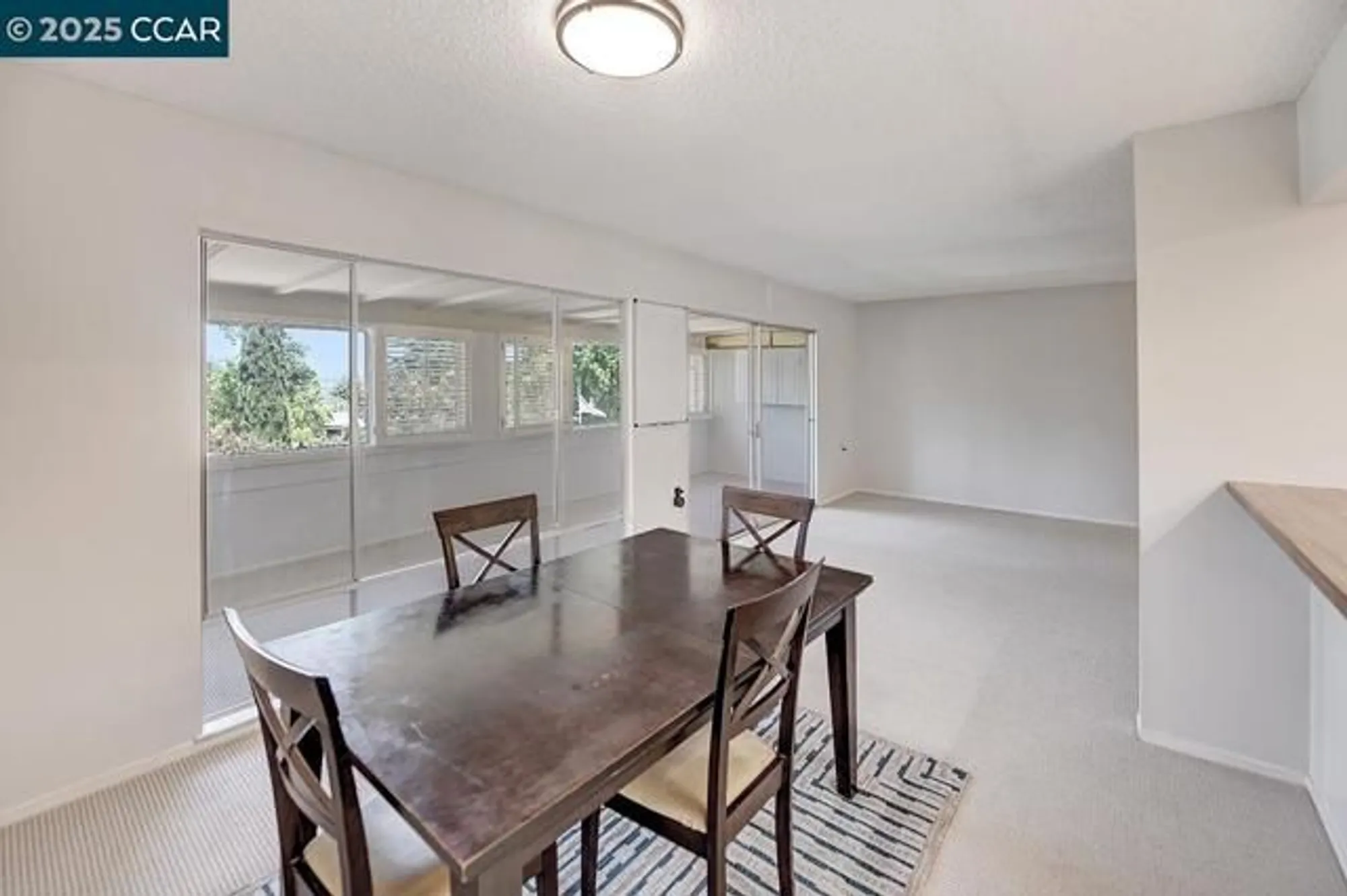 Property Slideshow image 11 of 43 | 1427 rockledge ln apt 5, Walnut Creek, CA, 94595