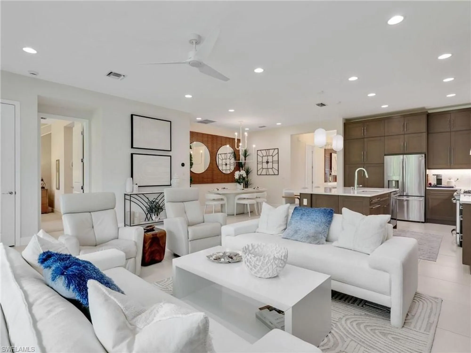 Property Slideshow image 22 of 49 | 11265 daphne ct, Naples, FL, 34120