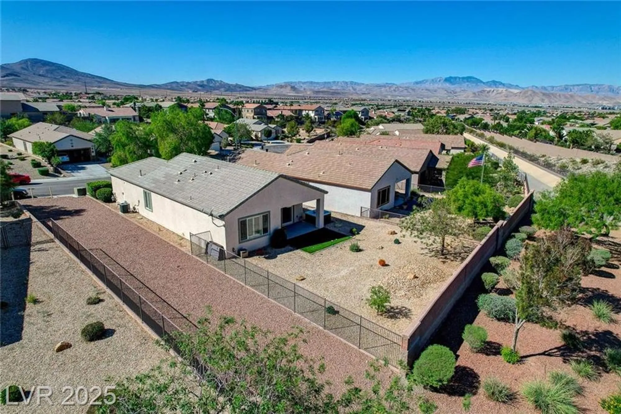 Property Slideshow image 48 of 72 | 2576 binary stars st, Henderson, NV, 89044