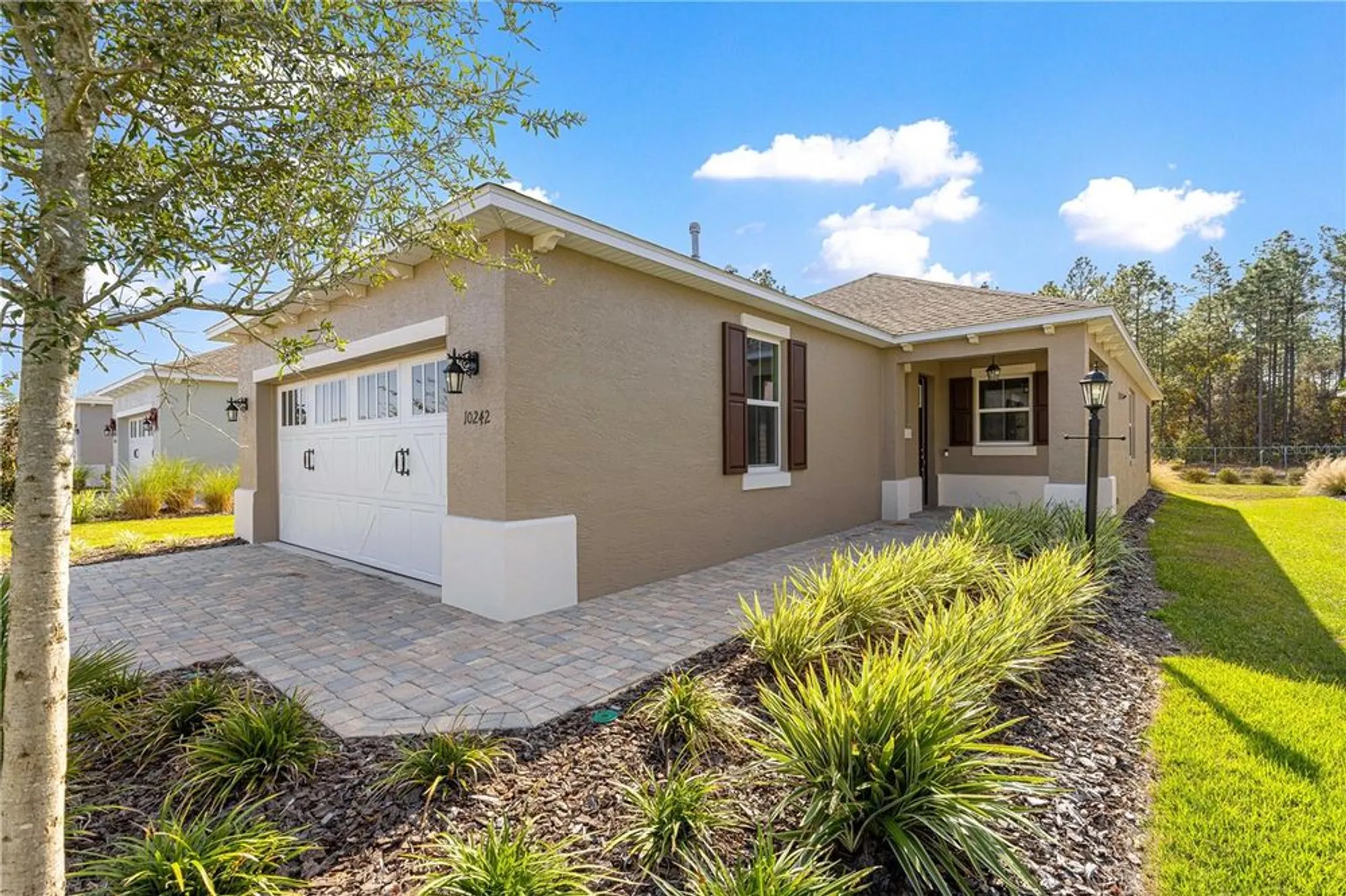 Property Slideshow image 10 of 51 | 10242 sw 99th ln, Ocala, FL, 34481