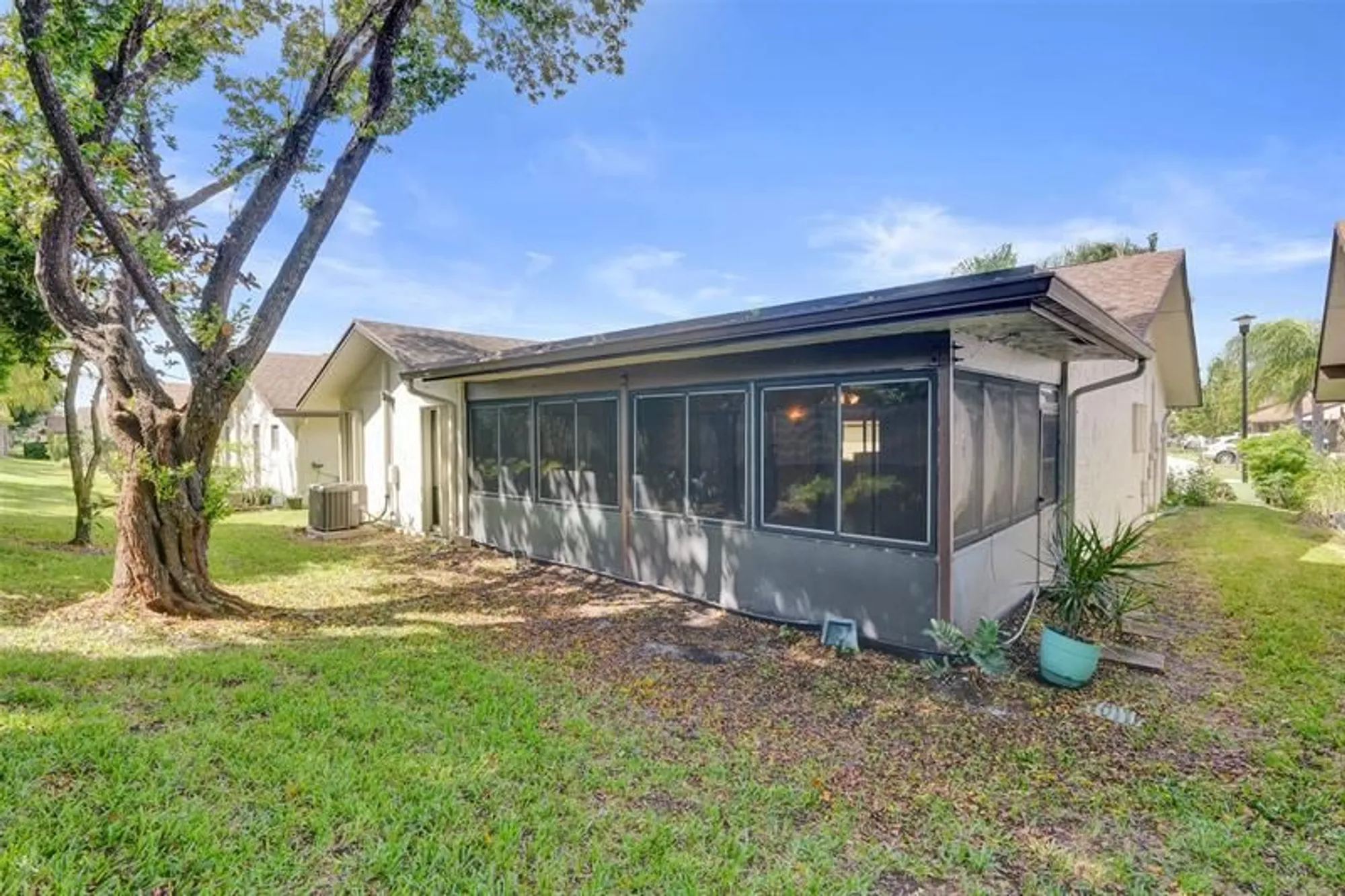 Property Slideshow image 47 of 94 | 1622 sw 19th ave, Deerfield Beach, FL, 33442