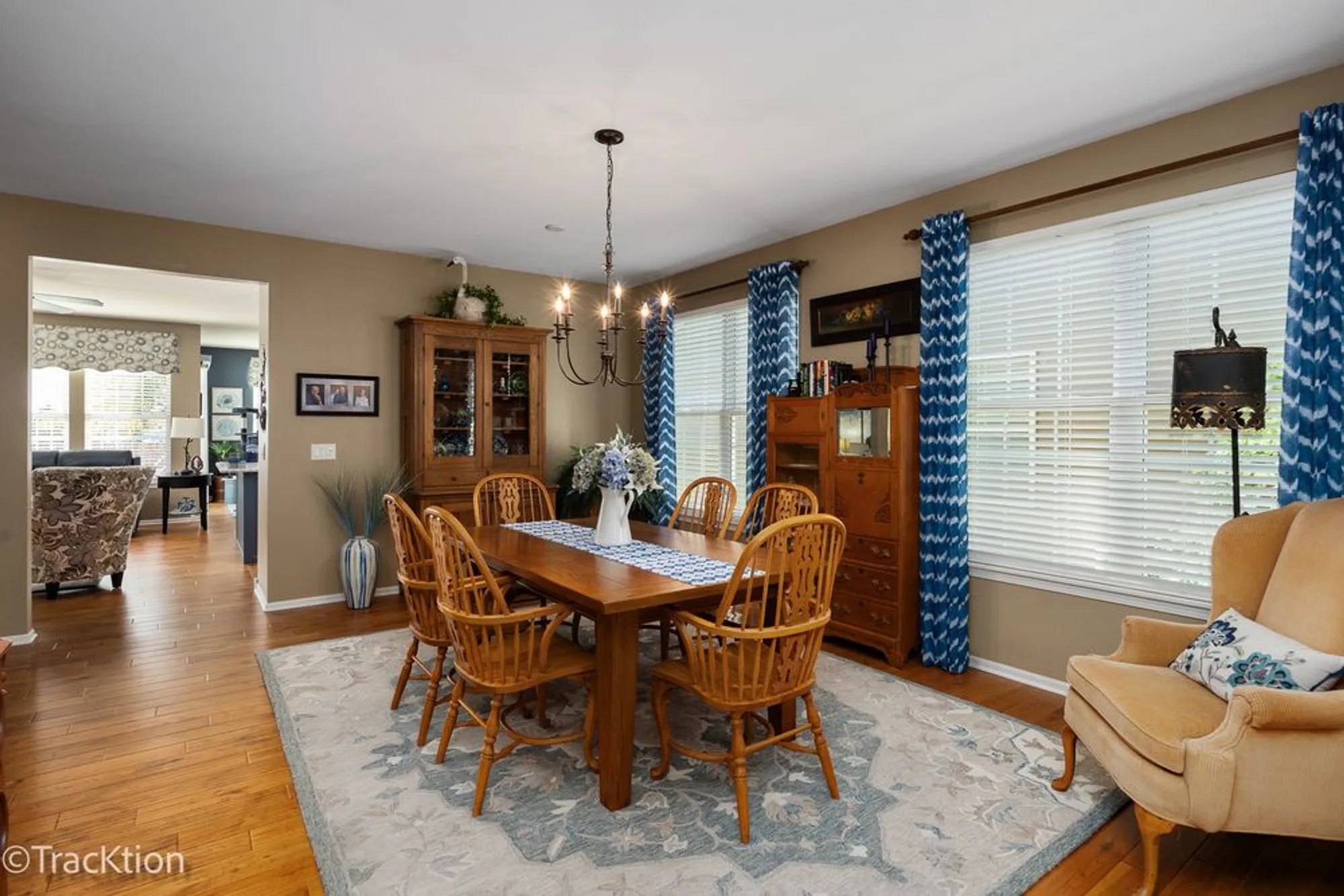 Property Slideshow image 4 of 30 | 21123 sterling lake ct, Crest Hill, IL, 60403