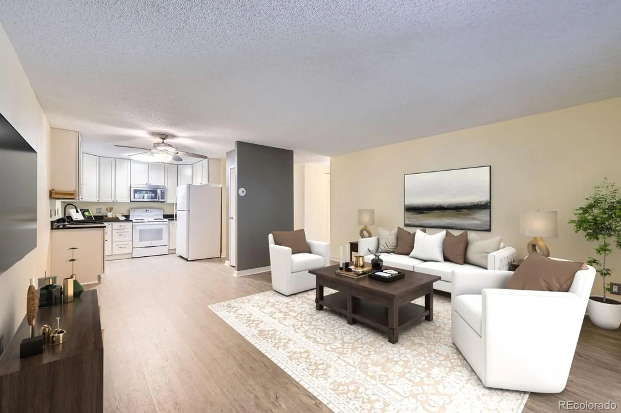 Property Slideshow image 3 of 17 | 3124 s wheeling way apt 102, Aurora, CO, 80014