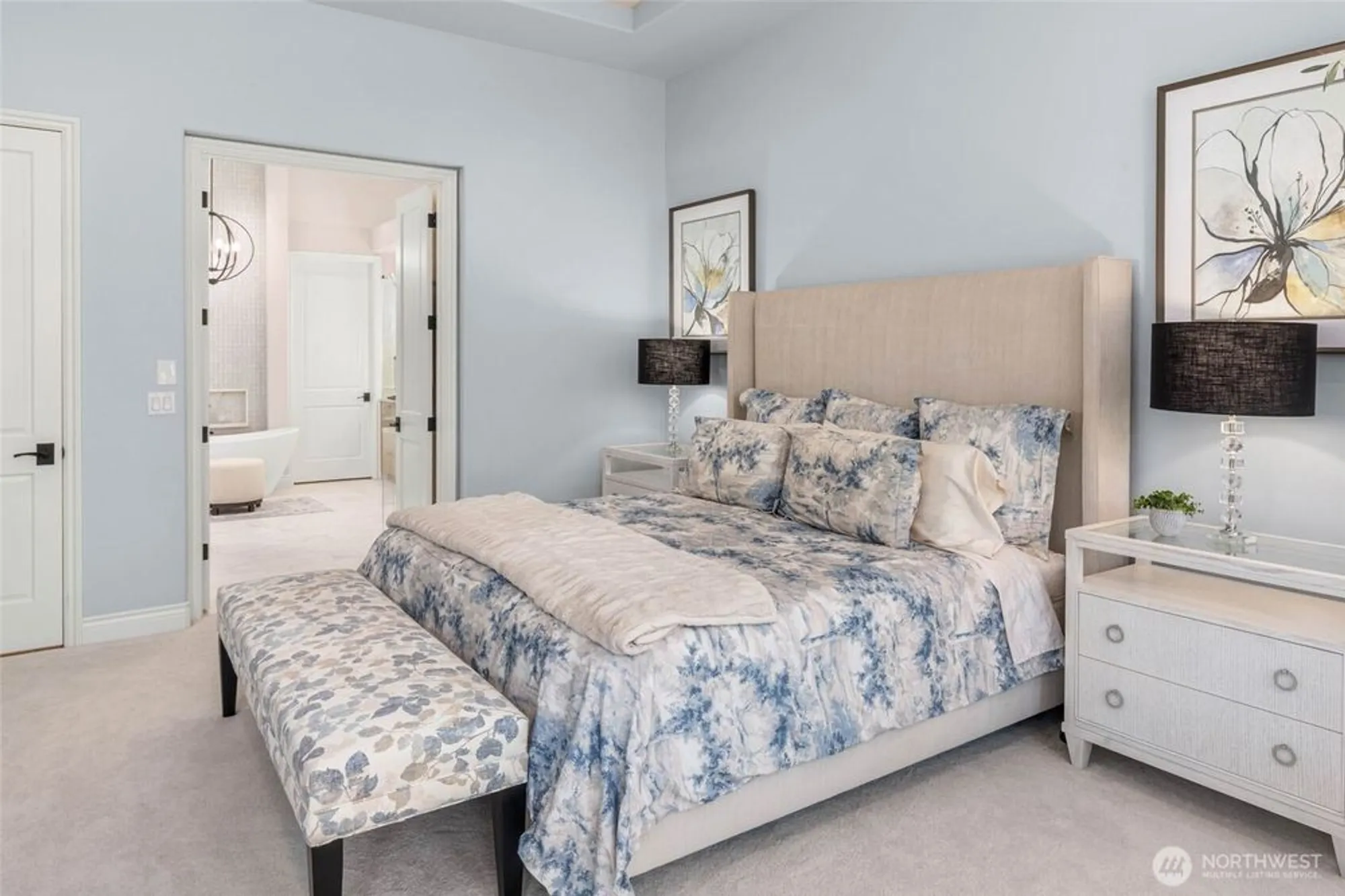 Property Slideshow image 16 of 38 | 12438 243rd pl, Redmond, WA, 98053