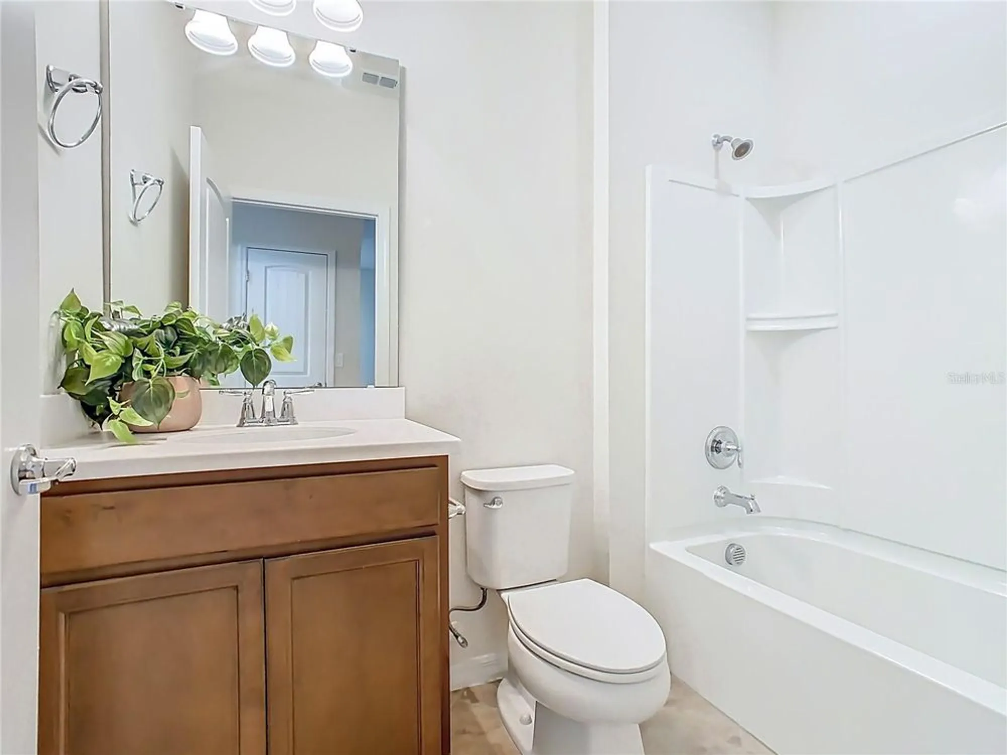 Property Slideshow image 21 of 60 | 210 tomelloso way, Davenport, FL, 33837