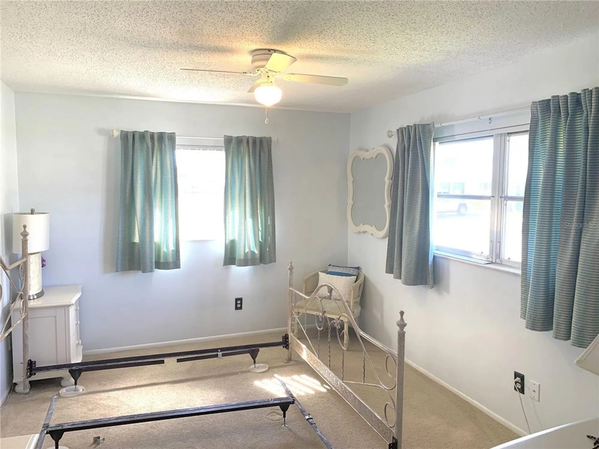 Property Slideshow image 23 of 27 | 2711 sherbrooke ln b, Palm Harbor, FL, 34684