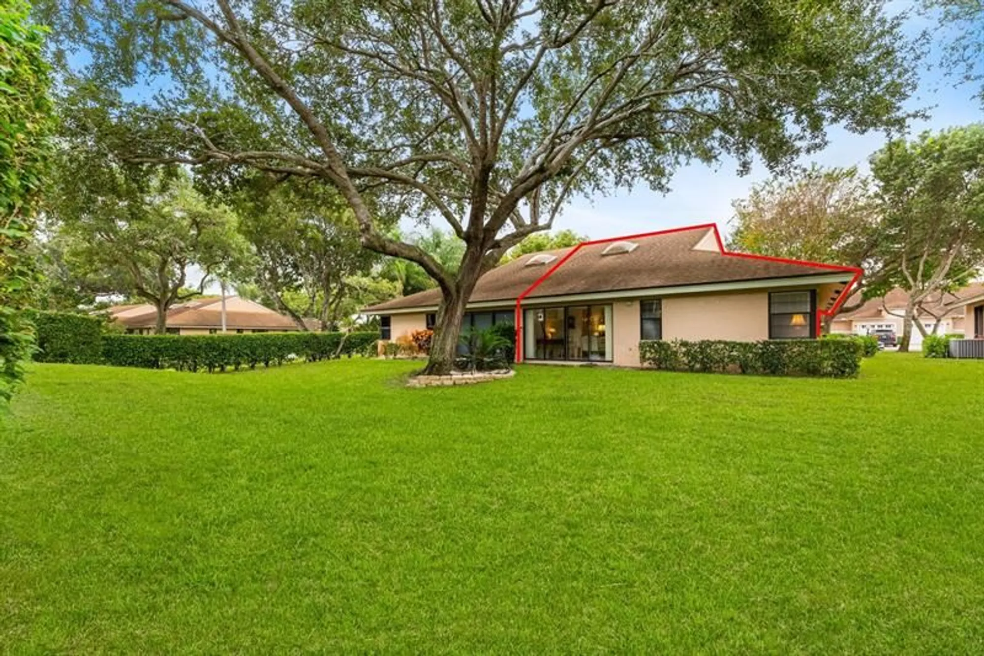 Property Slideshow image 37 of 53 | 8333 springlake dr a, Boca Raton, FL, 33496