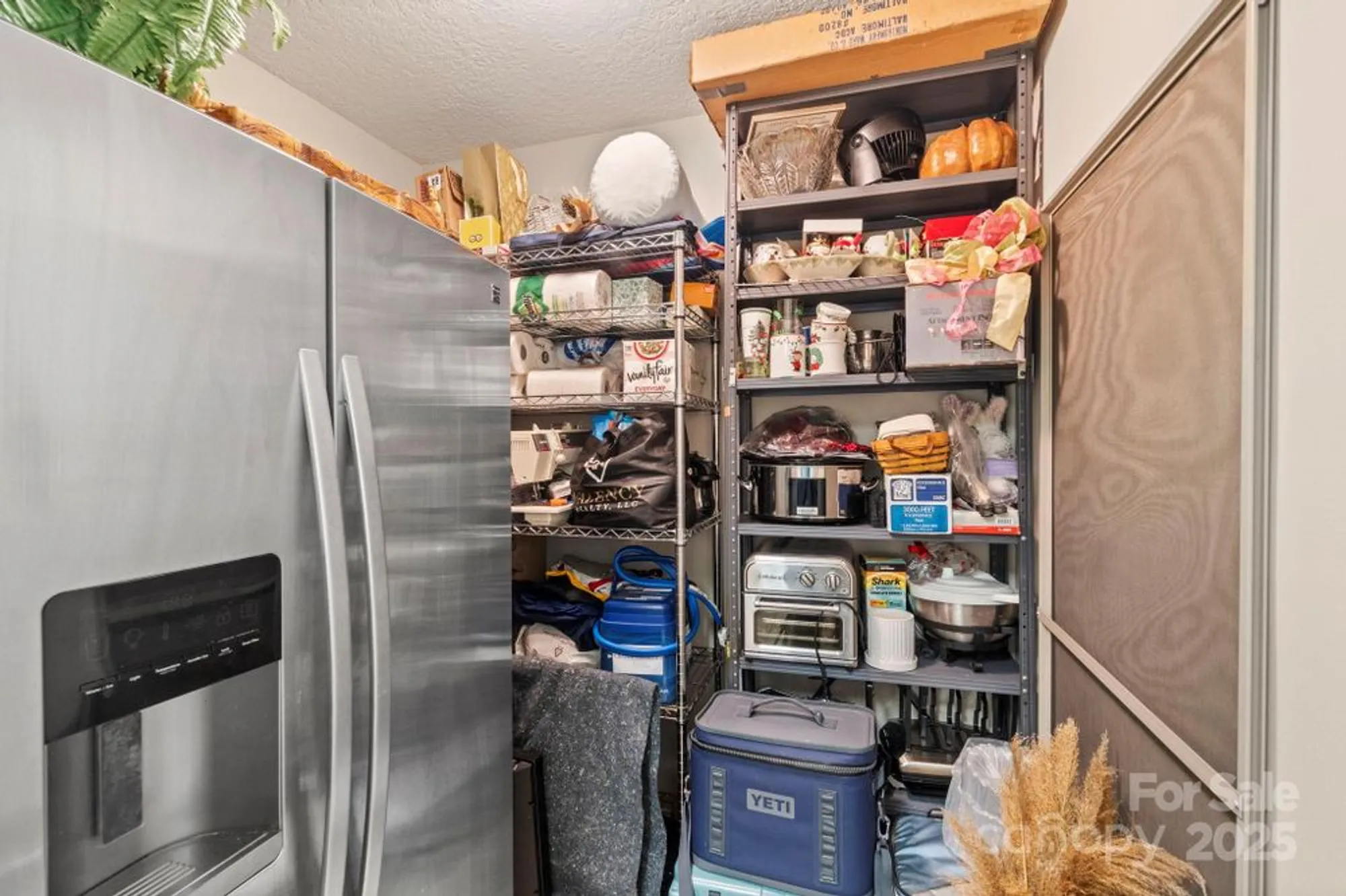 Property Slideshow image 21 of 31 | 2459 coltsview ln, Matthews, NC, 28105