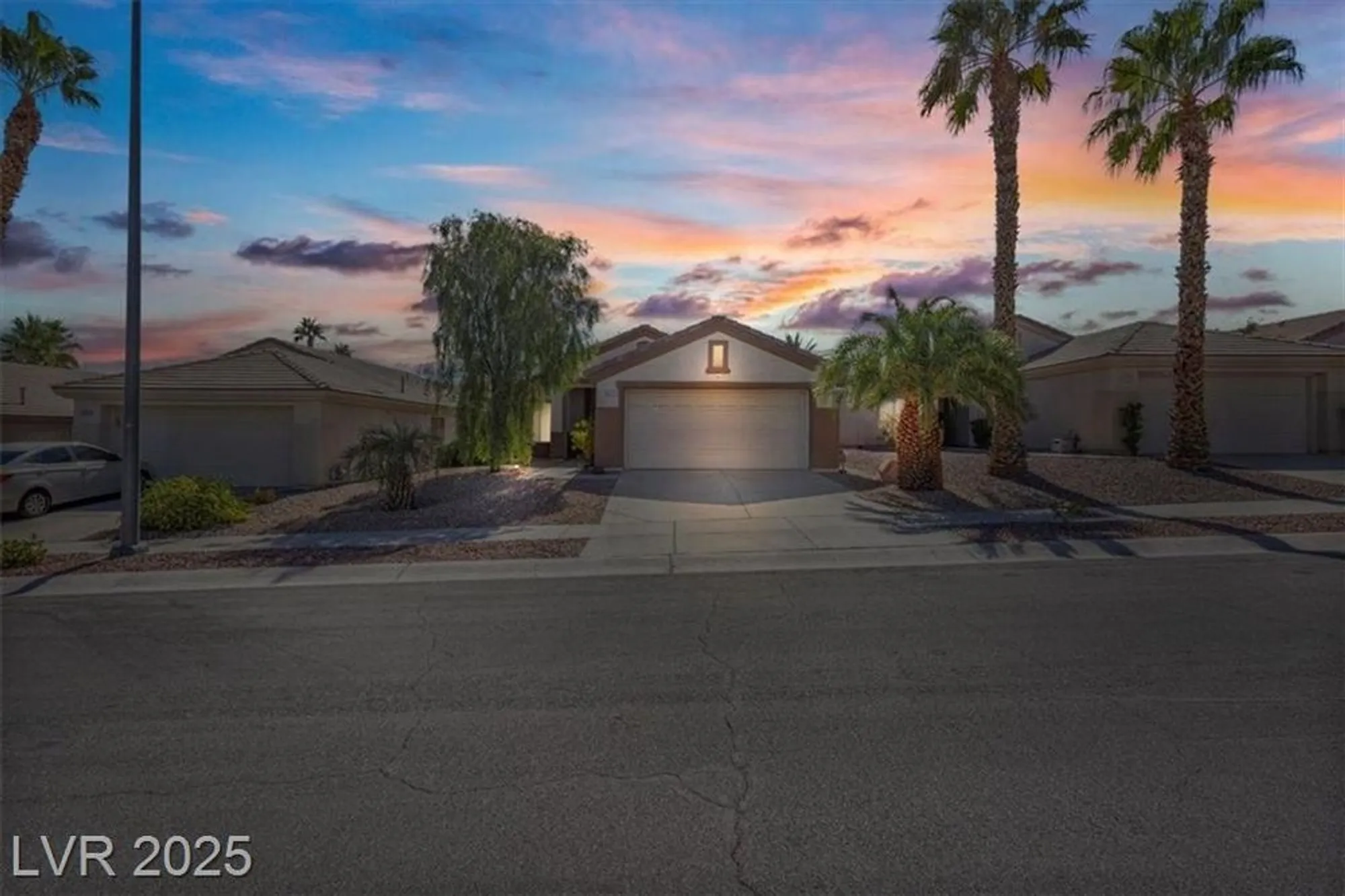 Property Slideshow image 3 of 36 | 2171 high mesa dr, Henderson, NV, 89012