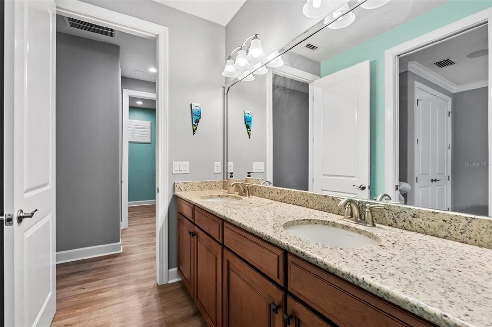 Property Slideshow image 23 of 52 | 4816 heinman cv, Palmetto, FL, 34221