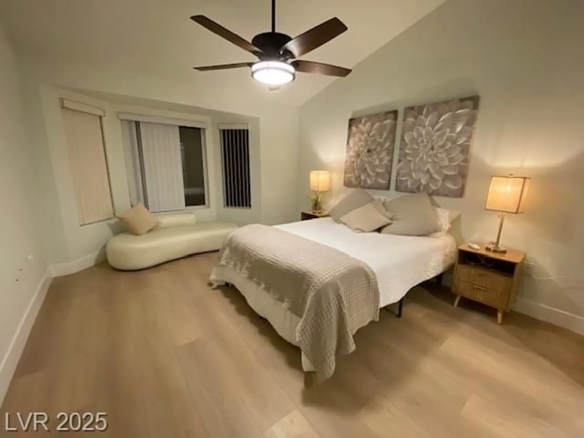 Property Slideshow image 36 of 65 | 8904 evening star dr, Las Vegas, NV, 89134