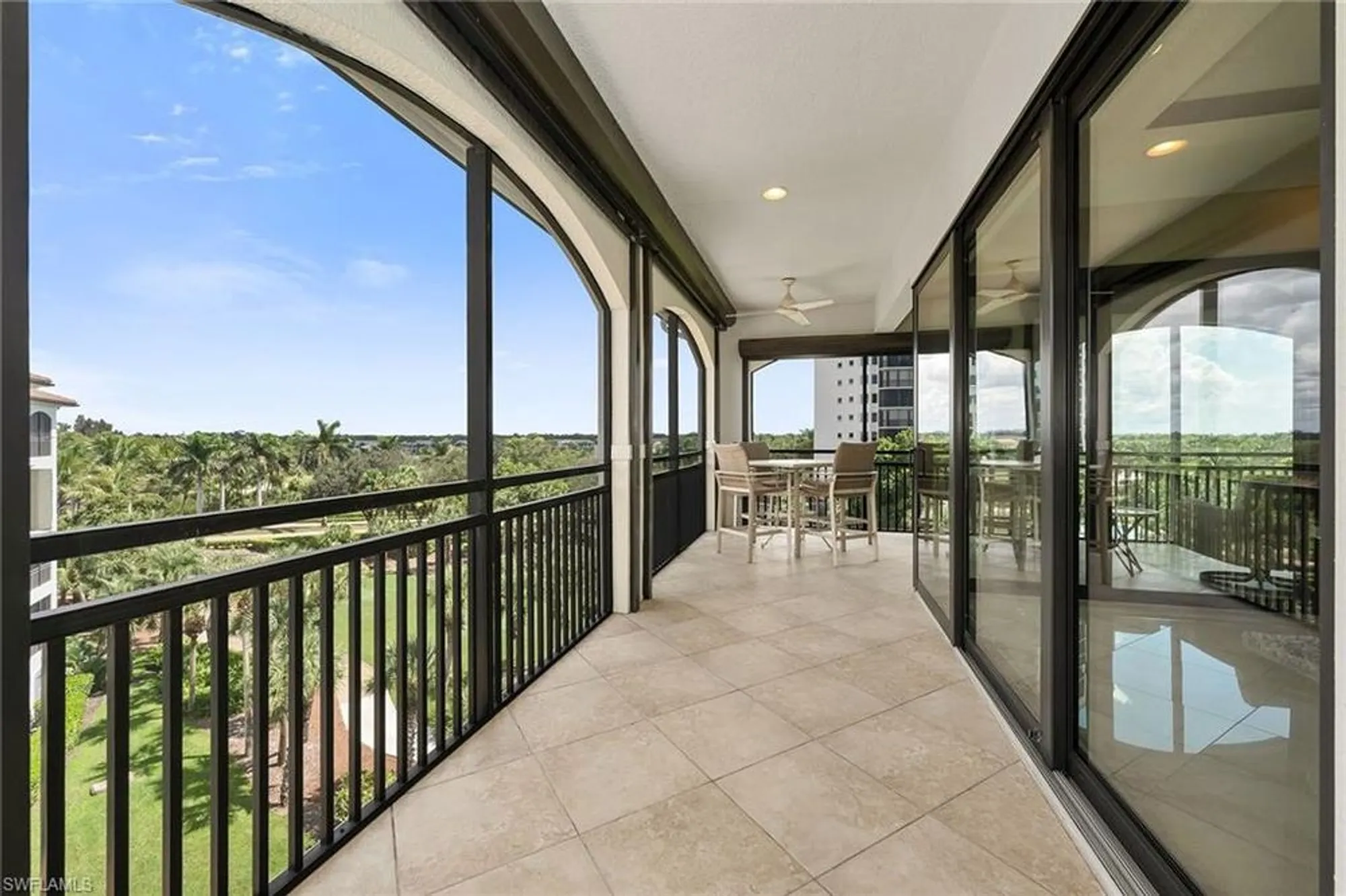 Property Slideshow image 6 of 28 | 4711 via del corso ln 402, Bonita Springs, FL, 34134