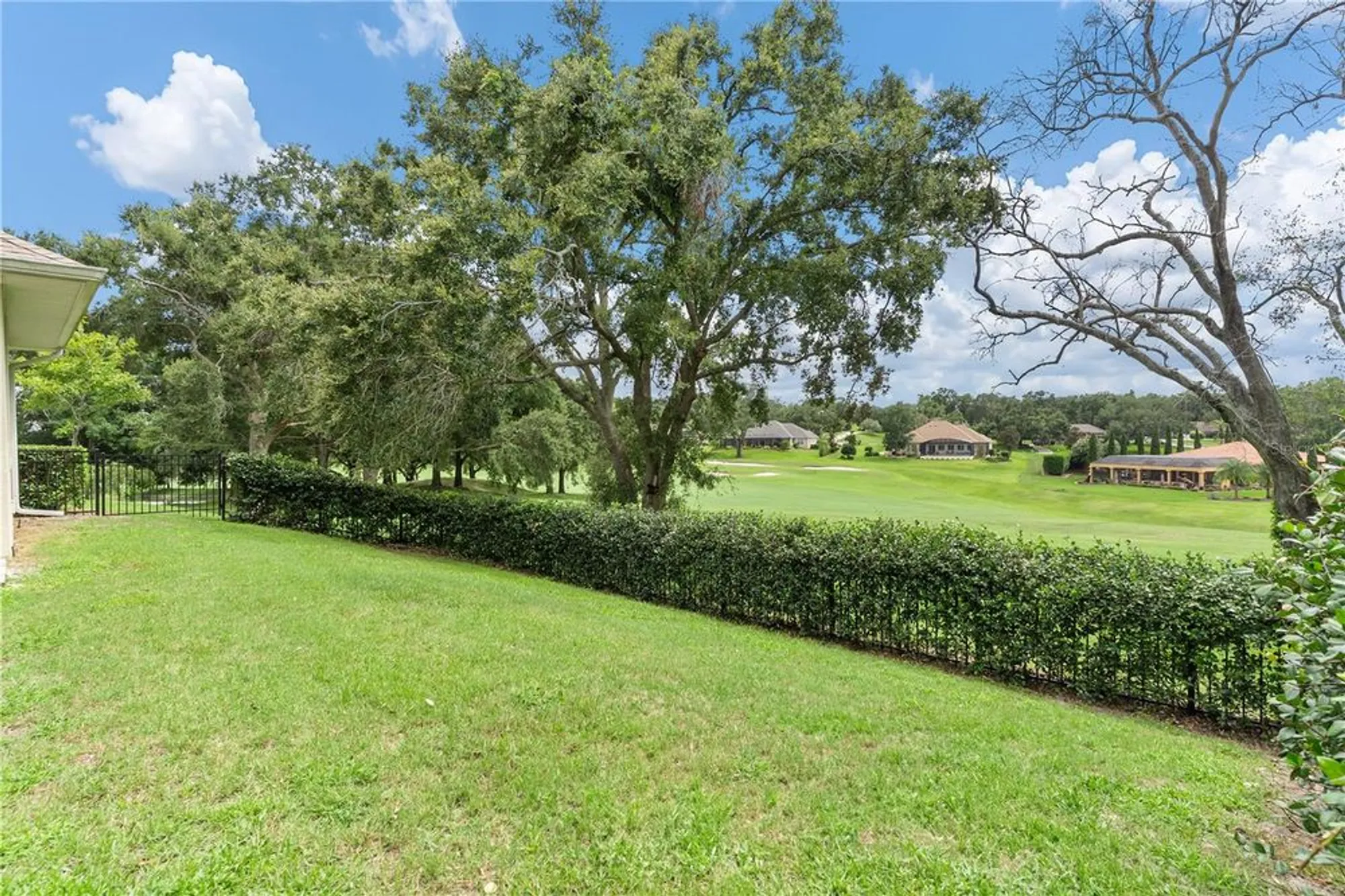 Property Slideshow image 6 of 54 | 5312 meadow hill loop, Lady Lake, FL, 32159