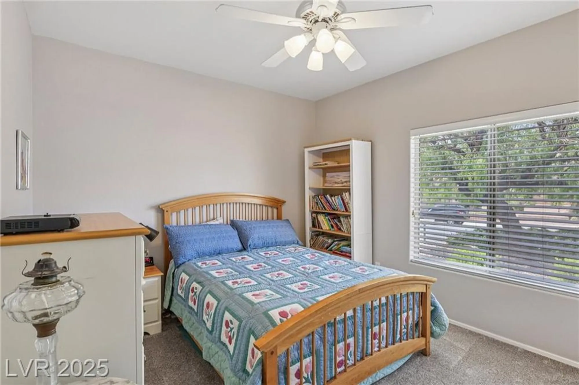 Property Slideshow image 28 of 56 | 10428 villa ridge dr, Las Vegas, NV, 89134